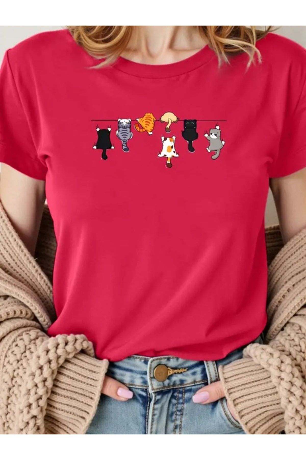 EXPECTED Kadın Sevimli Kediler Baskılı Pamuklu Oversize Rahat Kesim Şık T-shirt