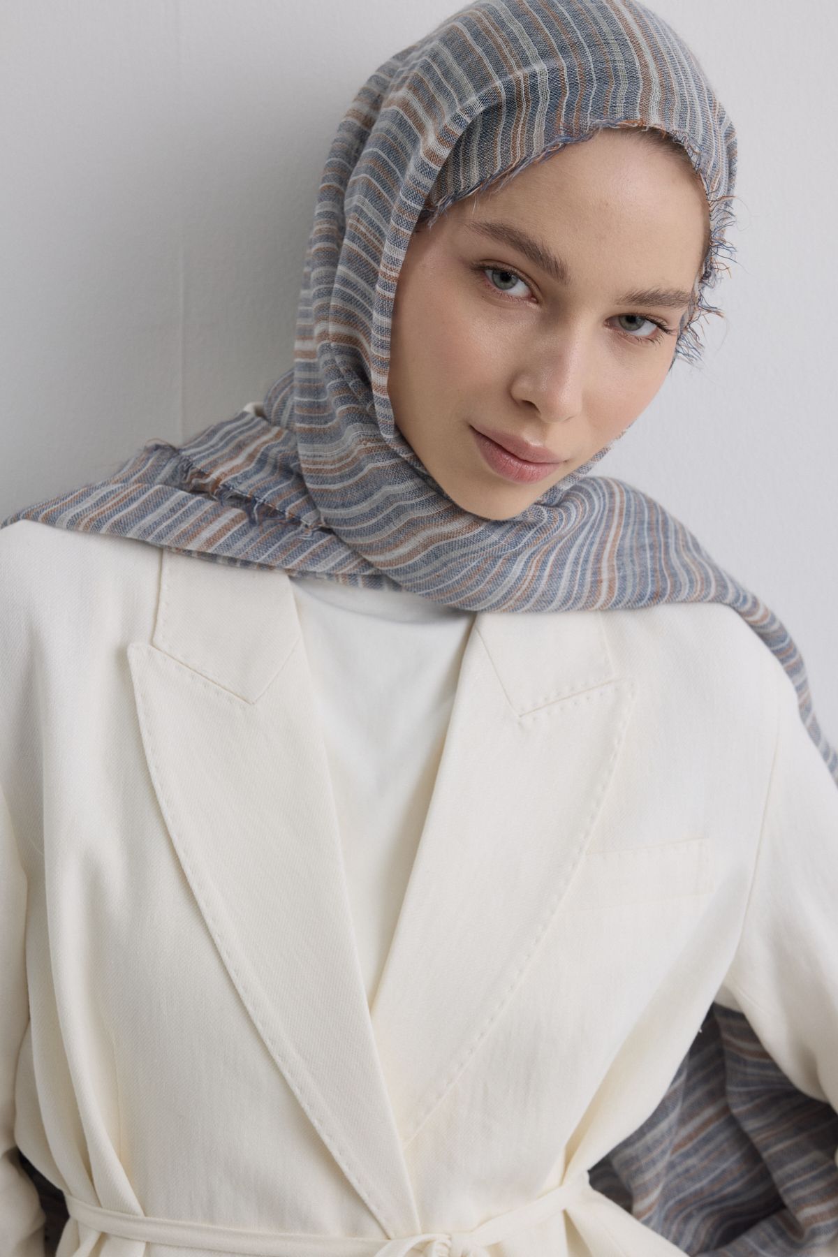FENZA SCARF BABY MAVİ İNCE ÇİZGİLİ KETEN DOKULU PAMUKLU ŞAL