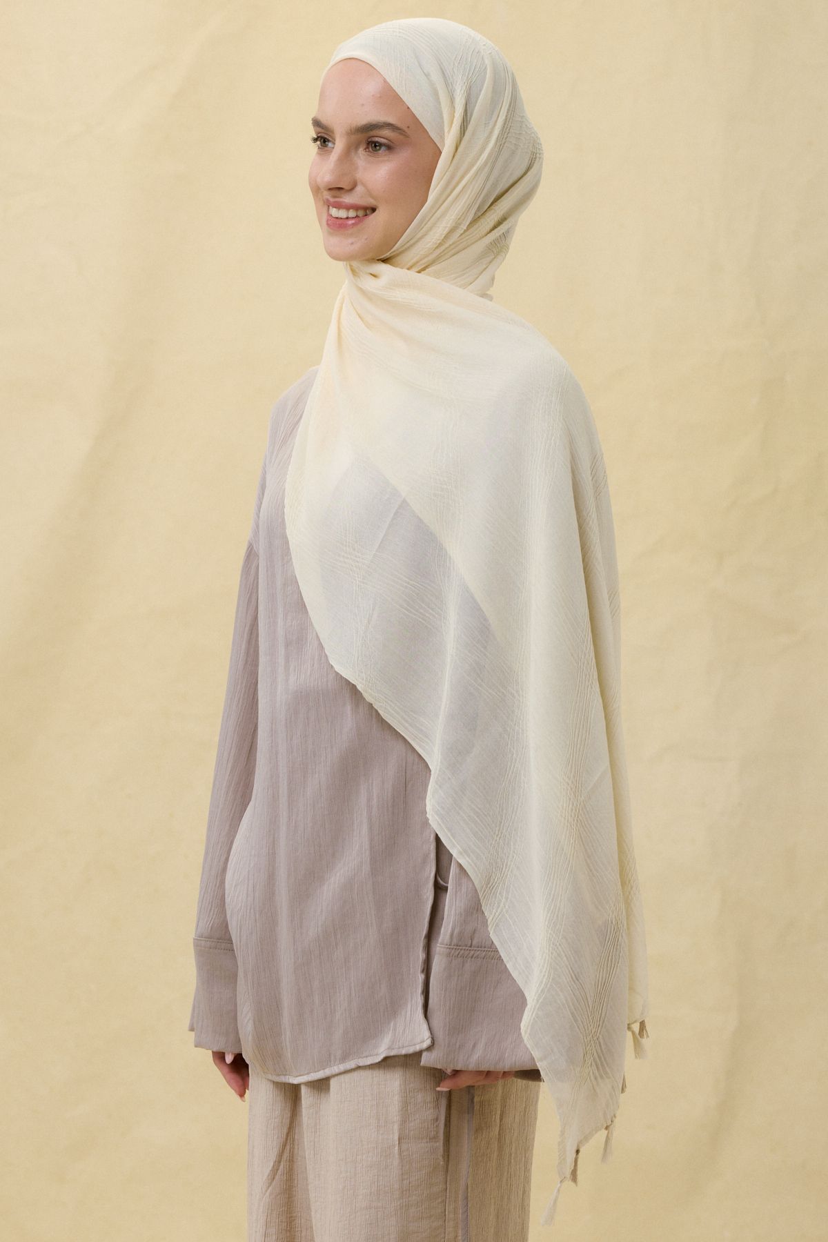 FENZA SCARF LİLYUM KREM SAÇAK PÜSKÜLLÜ PAMUKLU ŞAL