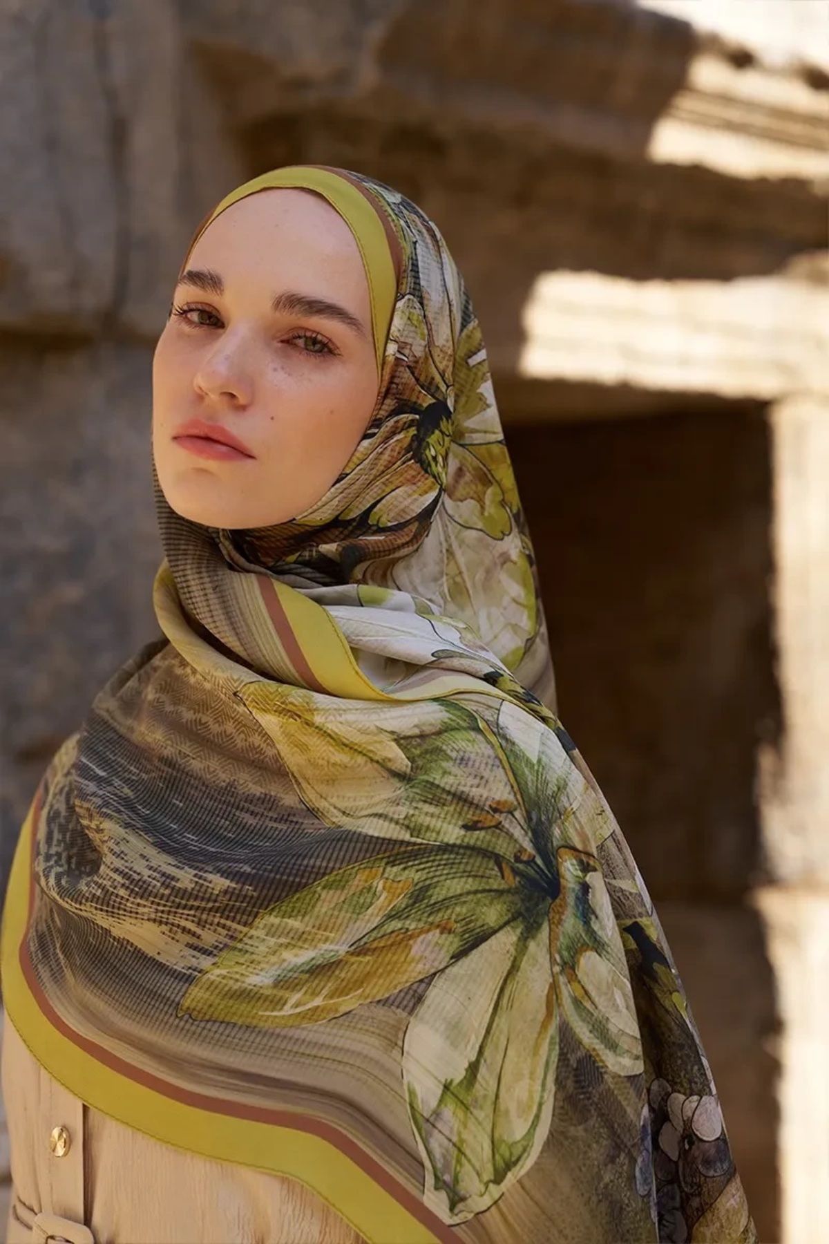 ED Scarf Sarı ED Scarf Sunrise Zambak Desen Şal