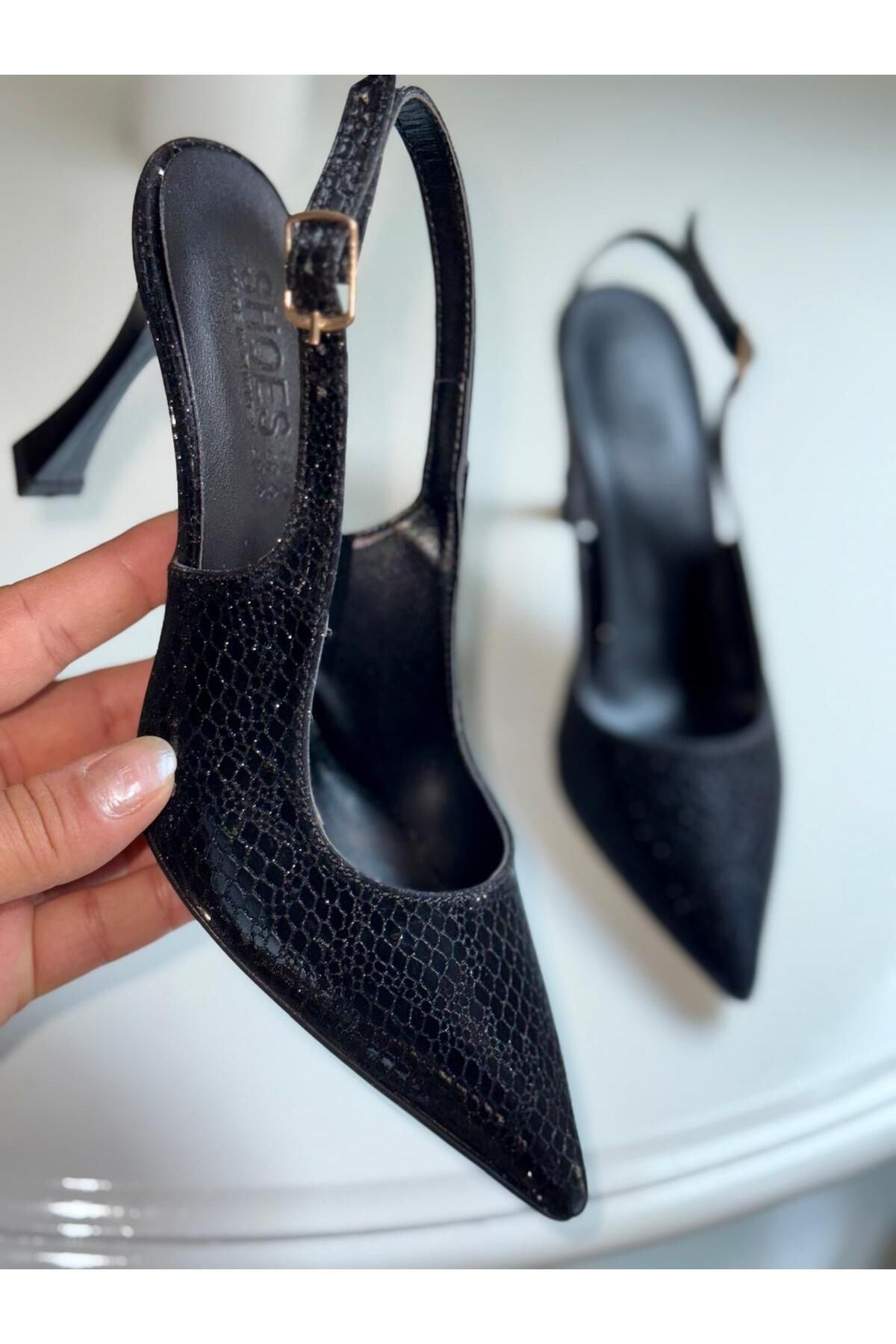 yezy shoes Siyah İnce Yüksek Topuklu Yılan Desenli Stiletto