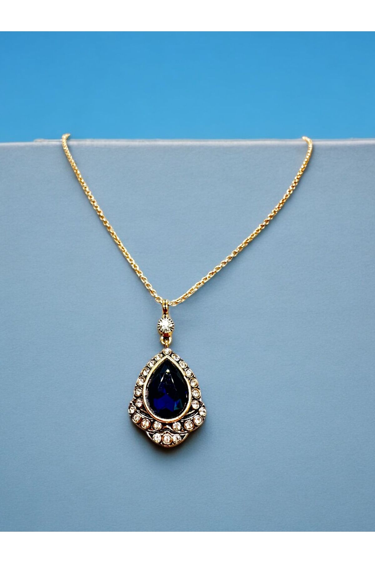 FUYA JEWELLERY Zirkon Taş Detaylı Damla Kristal Kolye