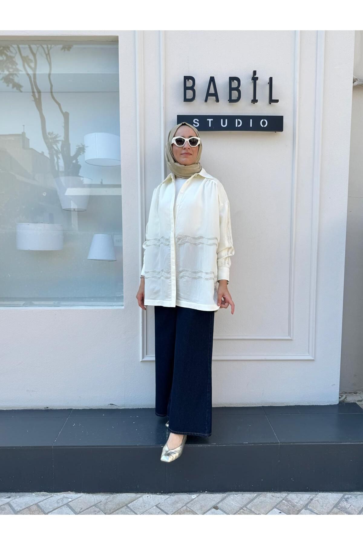 Babil Butik 25013044 İşleme Detaylı Kadın Gömlek Ekru