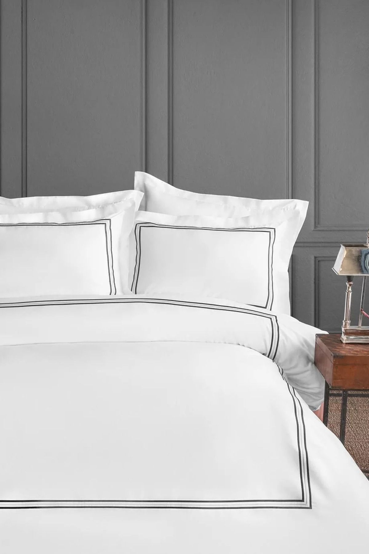 İssimo Home Boulevard 300 TC (120 Tel) Pamuk Saten Nevresim Takımı Çift Kişilik