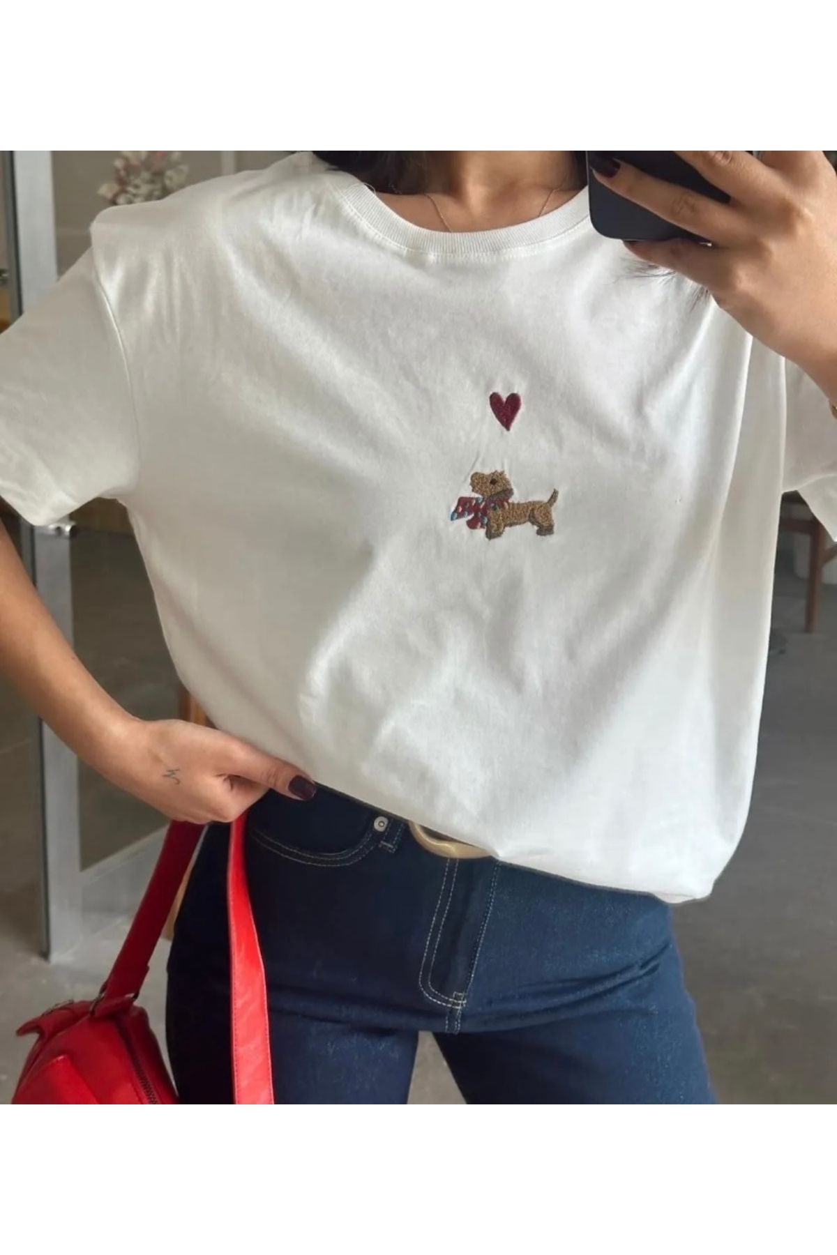 Butik Ekru mini dog işletmeli tişört