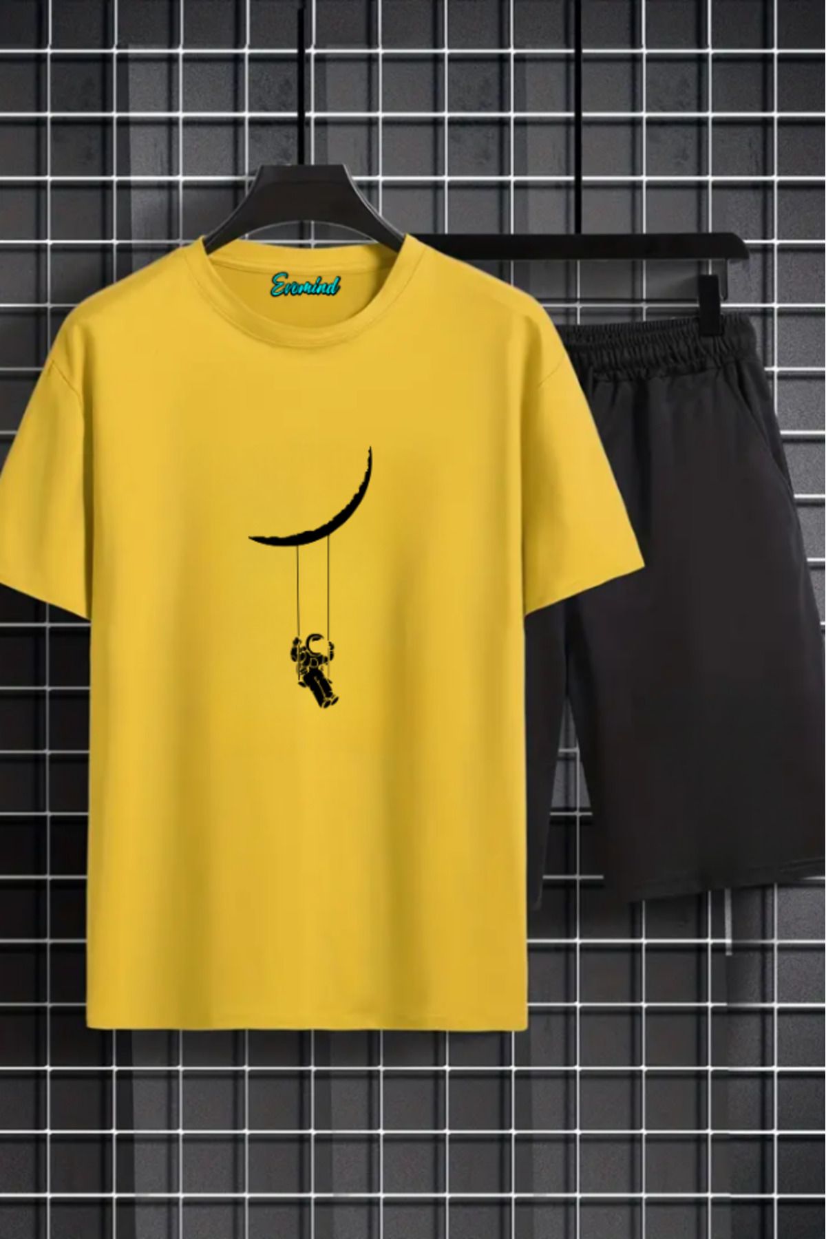 Evomind Sallanan Astronot Baskılı Unisex Şort T-shirt Takım