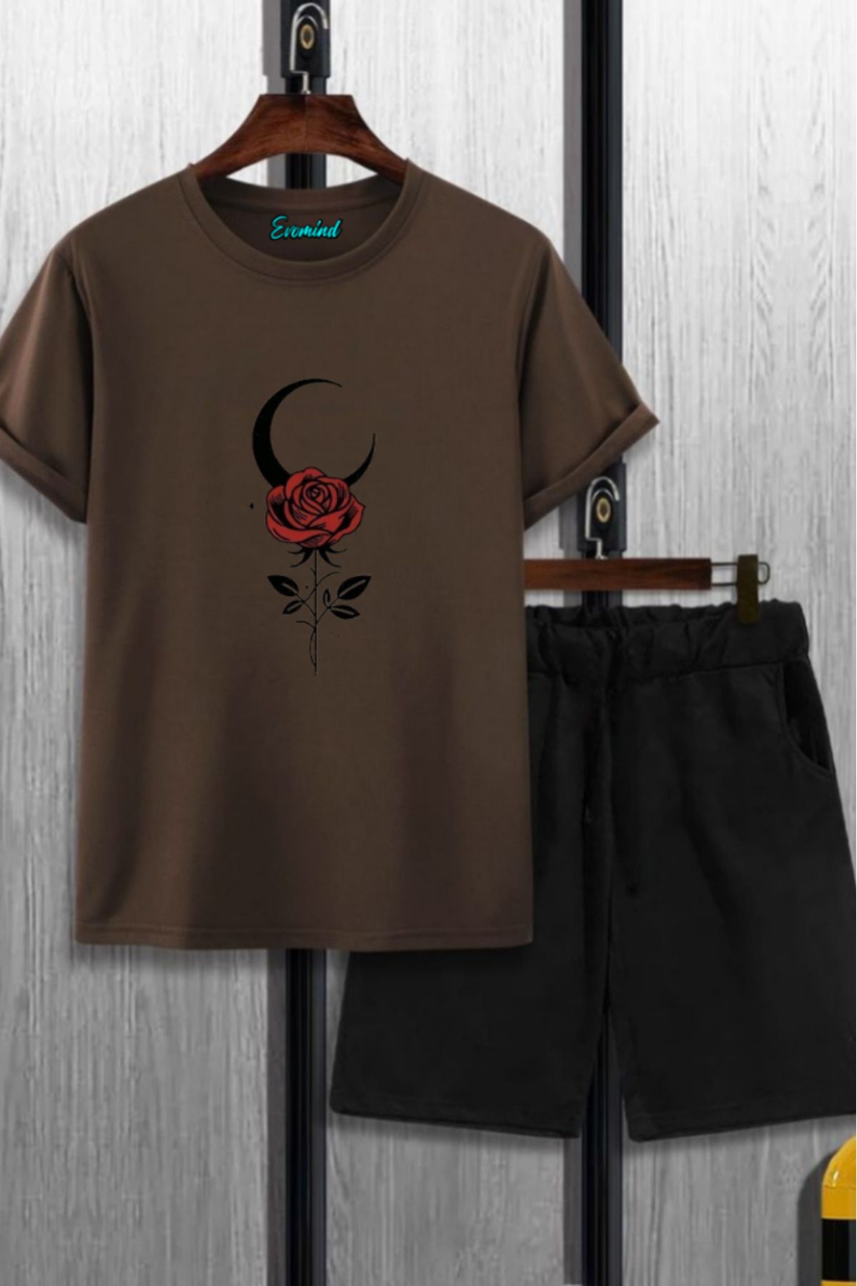 artı4 Gül ve Ay Baskılı Unisex Şort T-shirt Takım