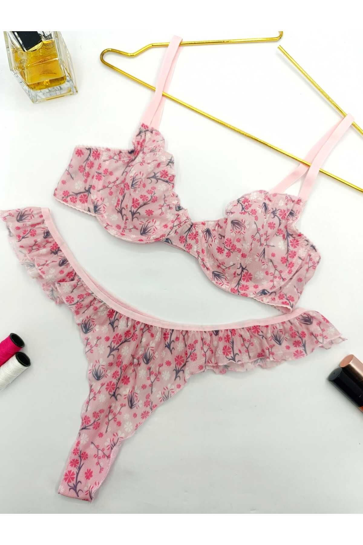 Latife Jasmin Pembe Çiçek Desenli Tanga Külotlu Sütyen Takım