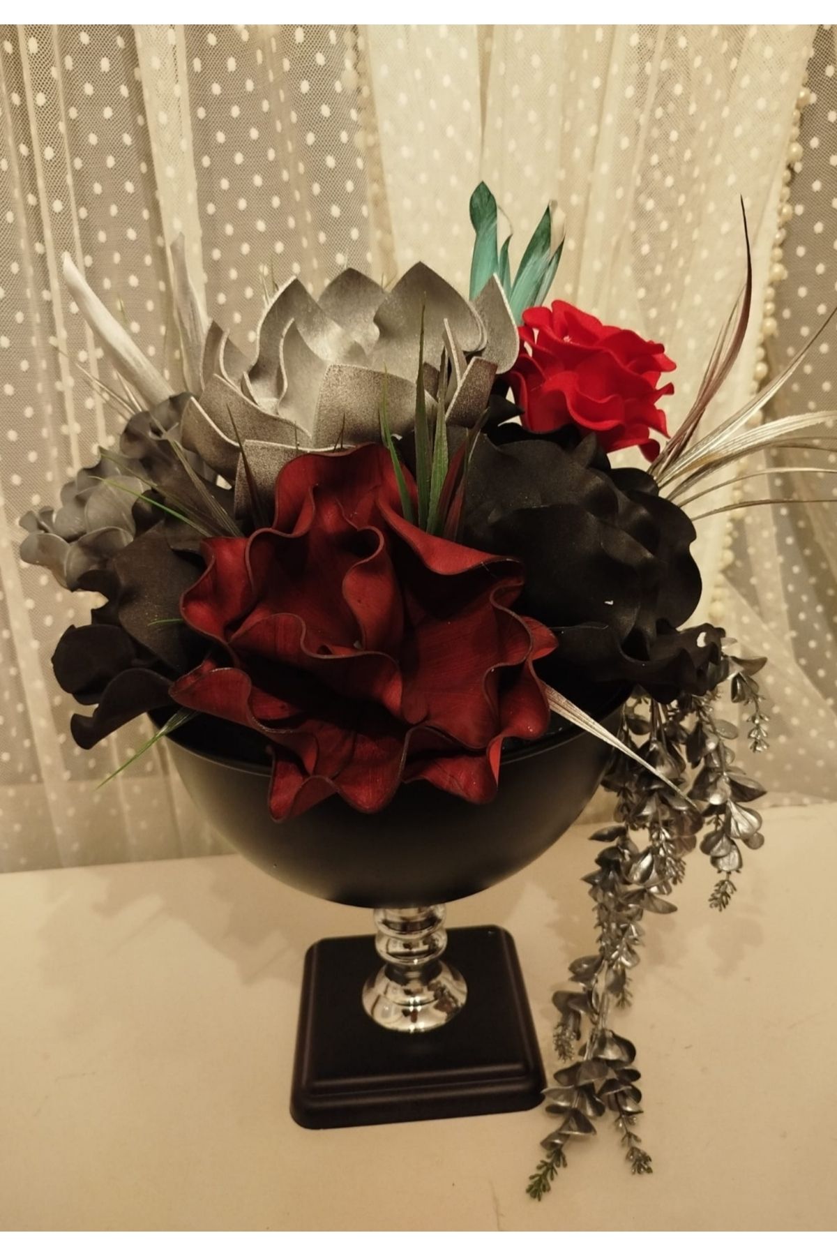 Hatem dekor flower Yapay çiçek siyah metal vazoda latex çiçek aranjman dekoratif hediye lik lateks