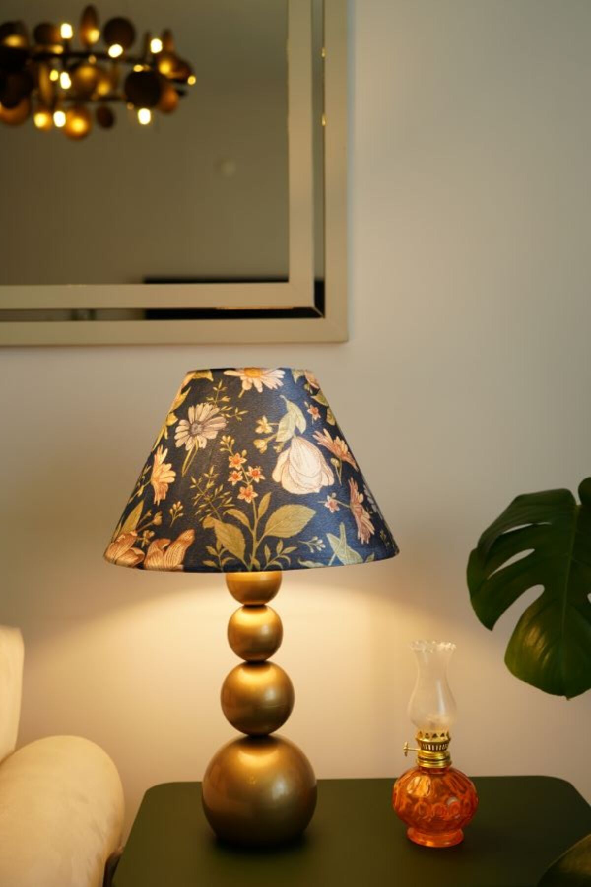 retro home design Dört Top Eskitme Ayaklı Lacivert Kadife Kumaş Şapkalı Dekoratif Yatak Odası Salon Abajur Masa Lamba