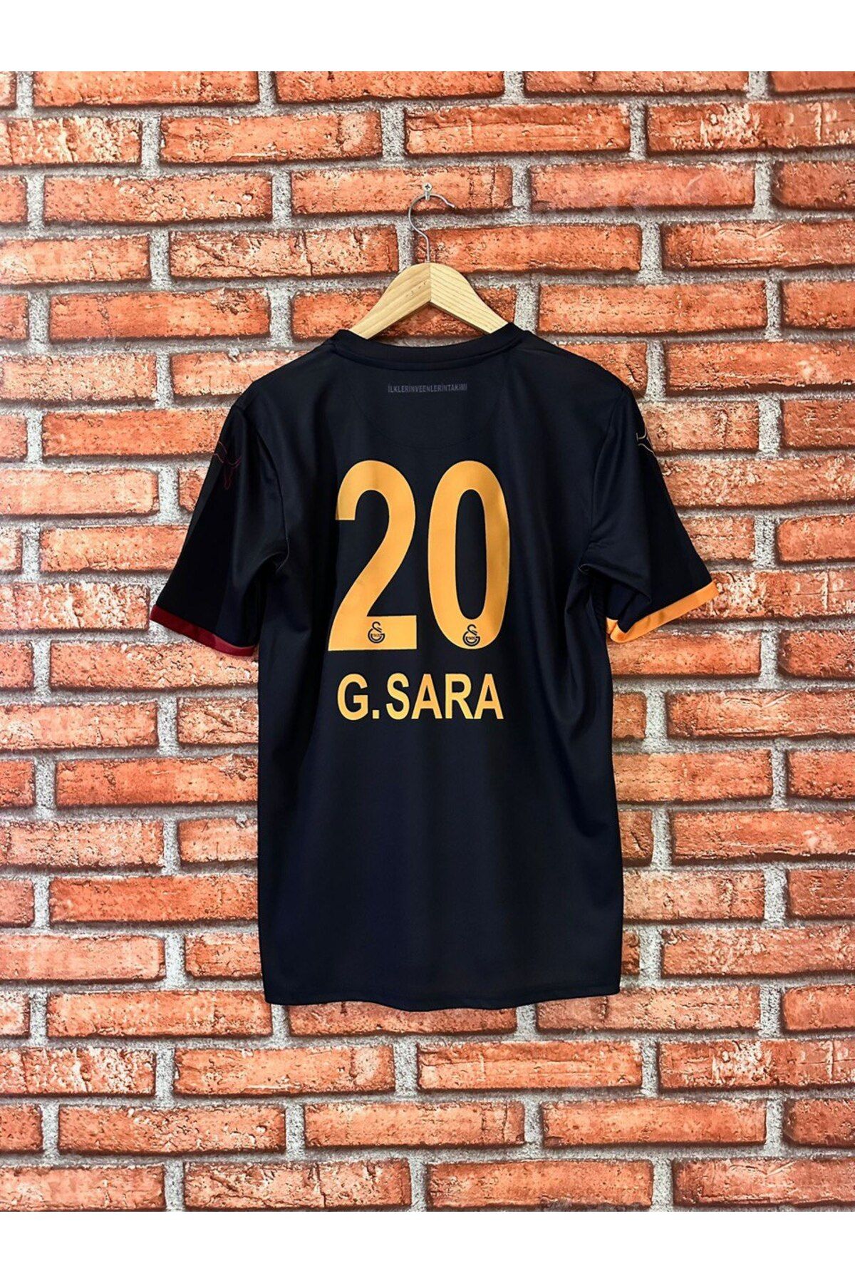 Alaturka Mix 𝘨𝘢𝘭𝘢𝘵𝘢𝘴𝘢𝘳𝘢𝘺 spencial SARA 20 yetişkin forması