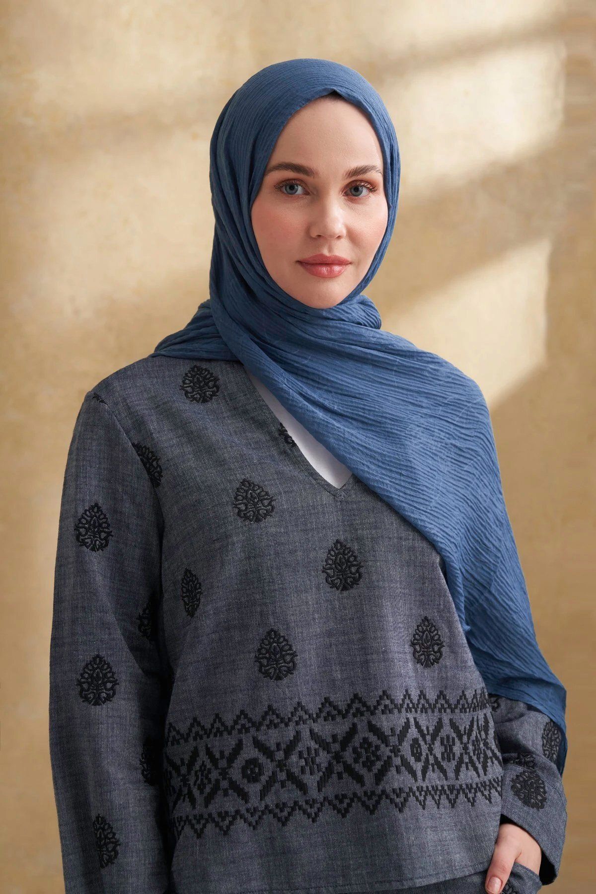 ARMANDA Müslin Yaprak Desen Şal 3351-520 İndigo