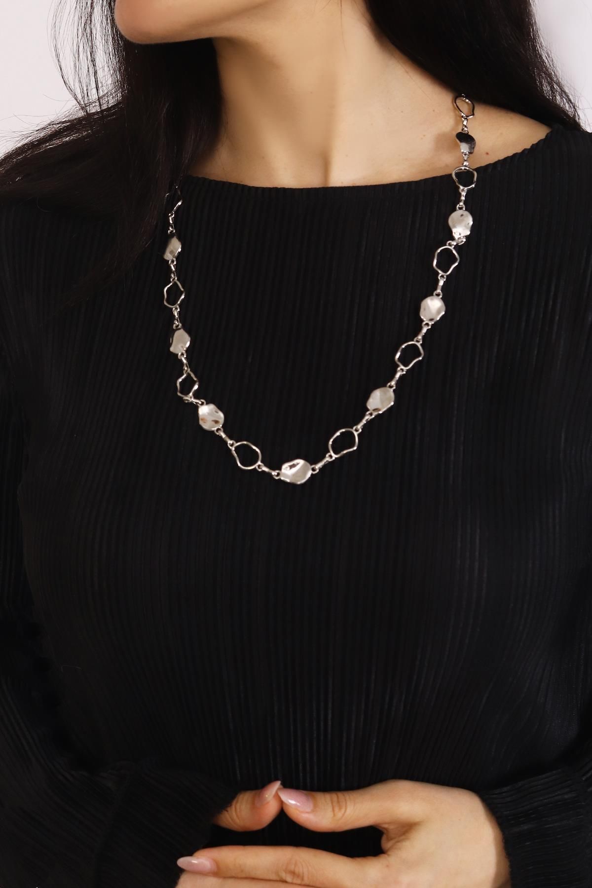 PİNKMARK PINKMARK KADIN GÜMÜŞ YAPRAK DESENLİ KARARMAZ 65CM UZUNLUK ZAMAK KOLYE PMKLY25503
