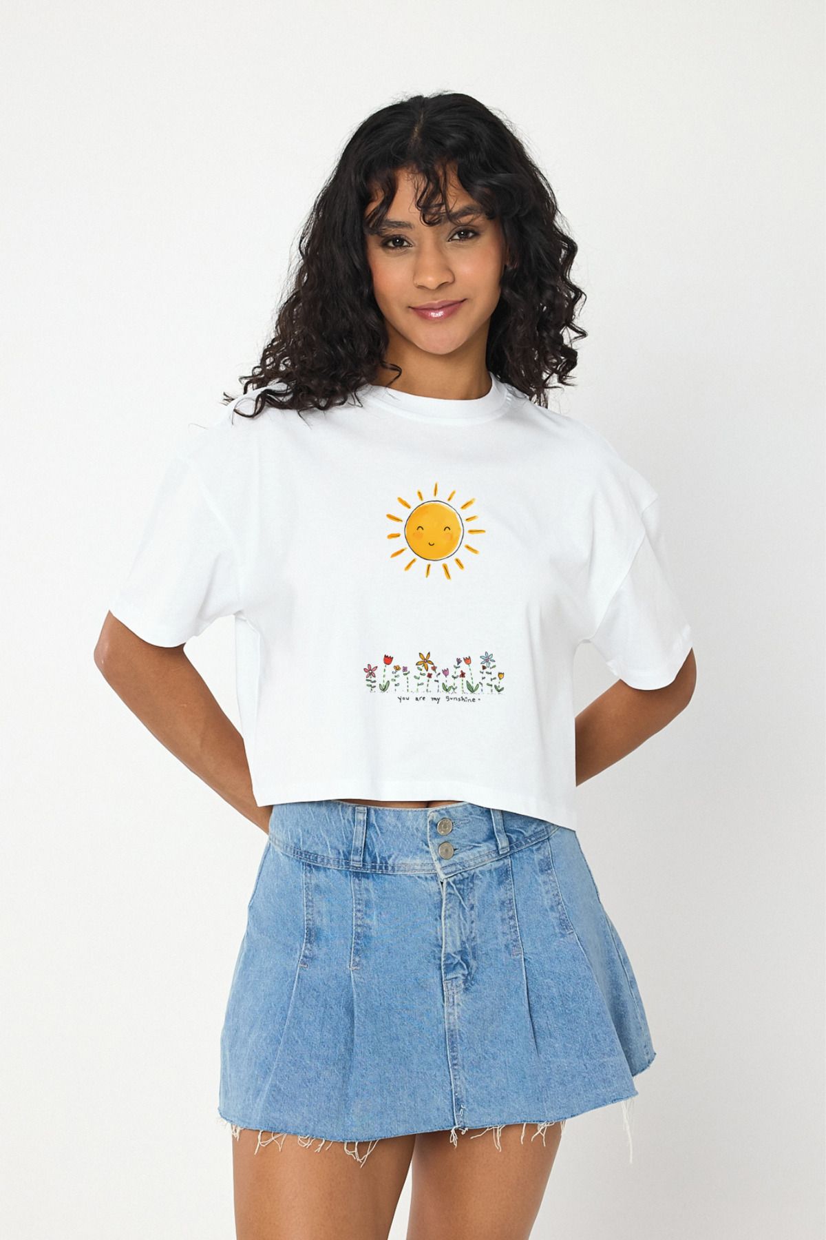 Windy Island Kadın Bisiklet Yaka Summer Baskılı Beyaz Crop T-shirt
