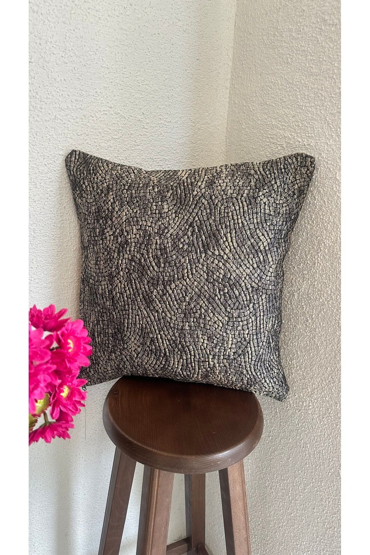 Decamor home Siyah Gold Simli Salon Kırlent Kılıfı