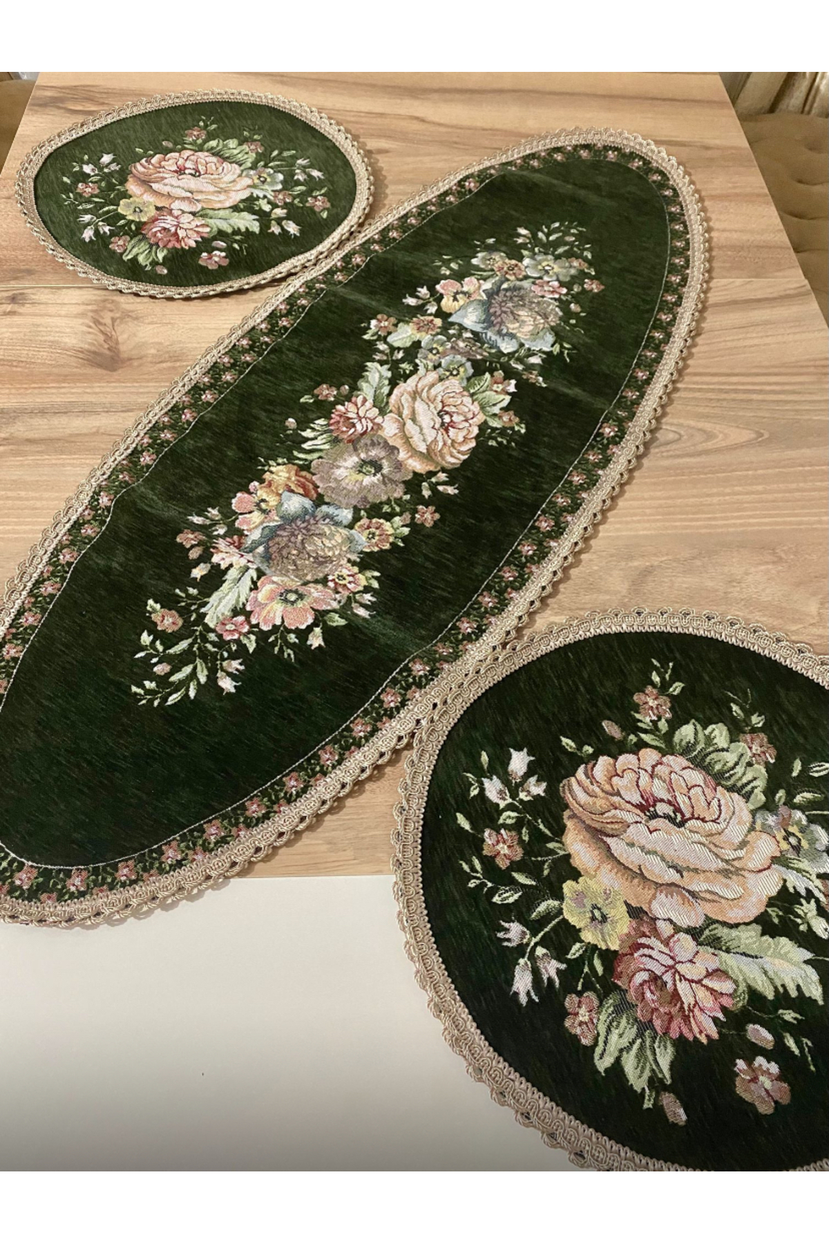 TAPESTRY SET OF 3