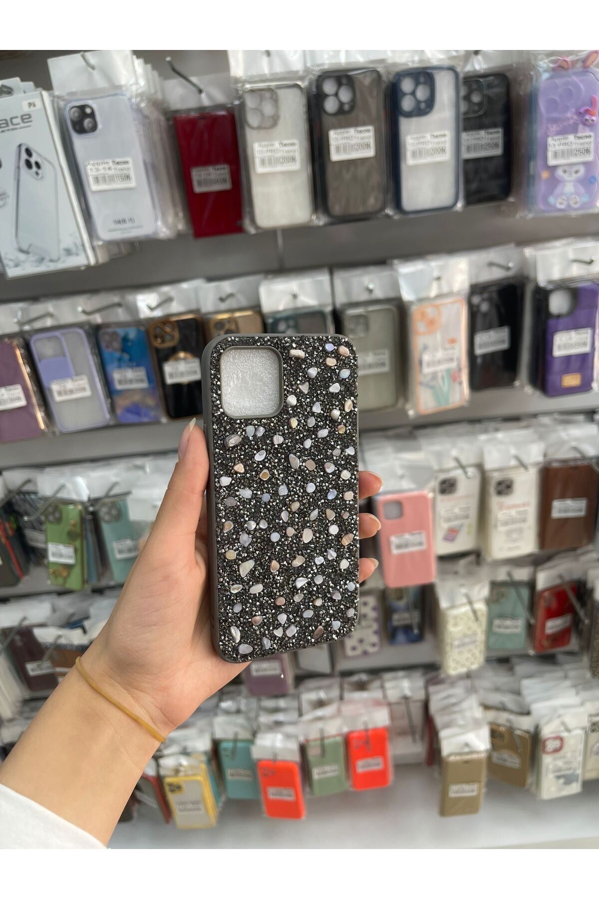 TECNOTREND İPHONE 12 PRO UYUMLU PARLAK TAŞLI TASARIM PIRLANTA KAPAK