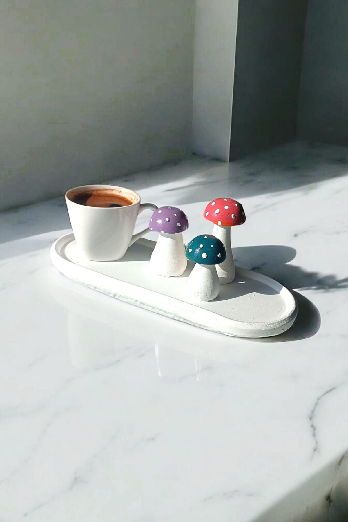 WELBİA 4'lü Set 3 Adet Mantar 1 Adet Sunum Tabağı, dekoratif Mantar Sunumluk Banyo Mutfak Objesi