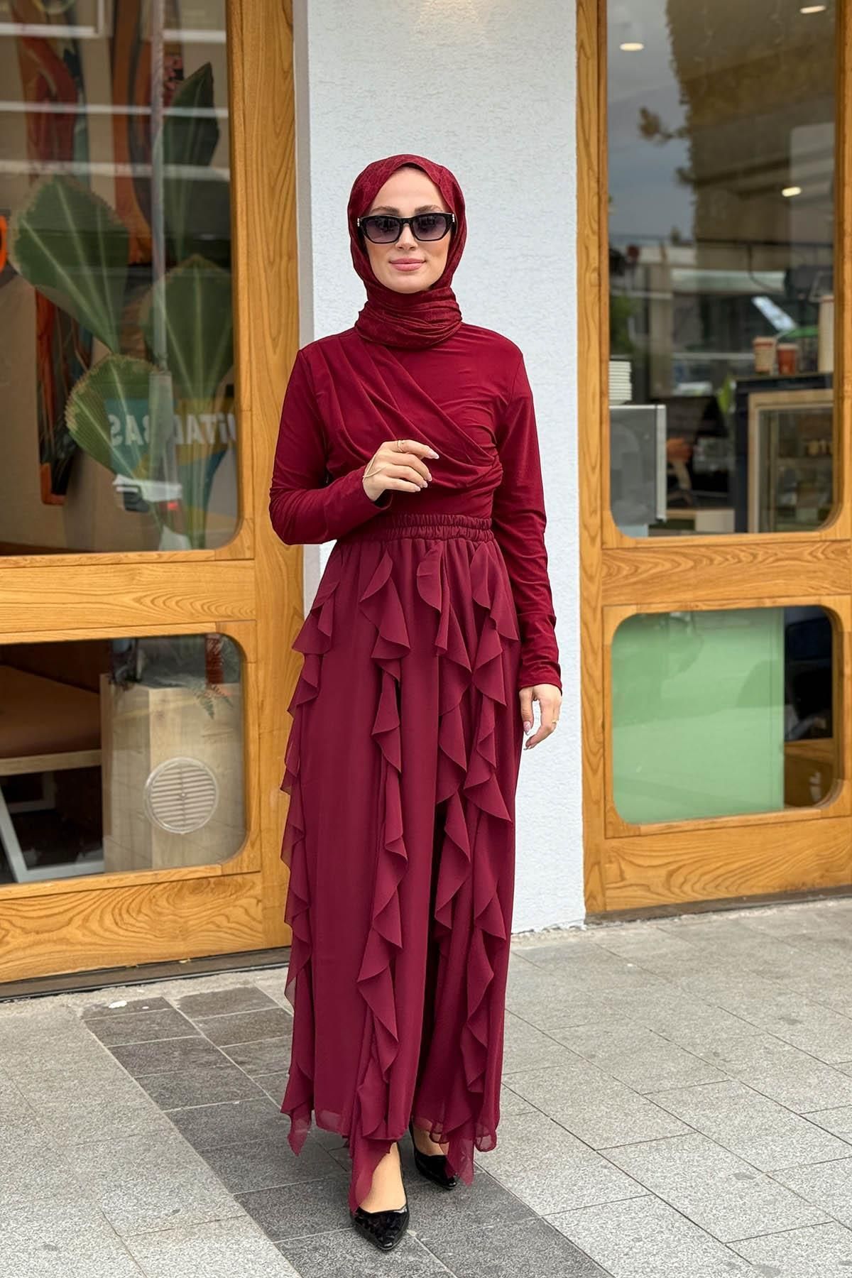 MERVE KAYKISIZ Anneliese Şifon Fırfırlı Etek Takım Bordo
