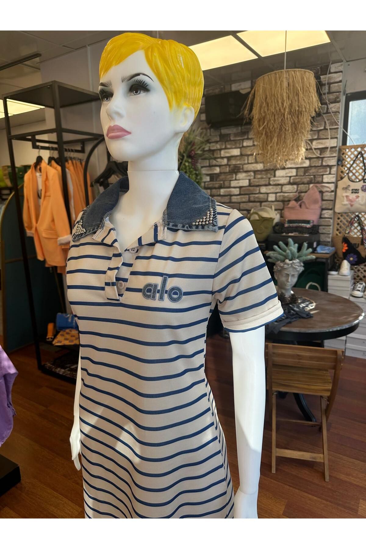 DOLCE QUEEN BOUTİQUE&JEWELRY Kadın Polo Yaka Zımba Detaylı Çizgili Elbise