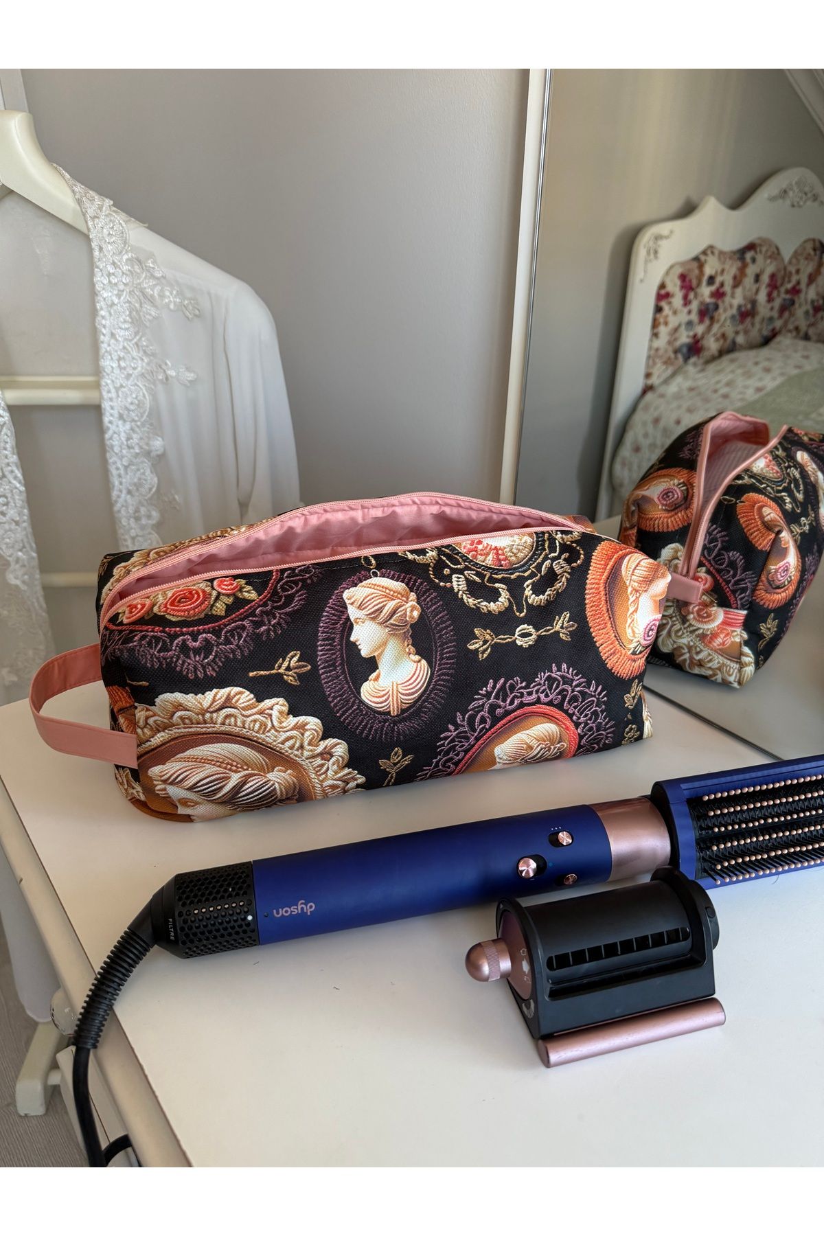 BABY KANGAROO Bej Vintage Kadın Desenli XL Boy Saç Şekillendirici Çantası – Organizer Çanta