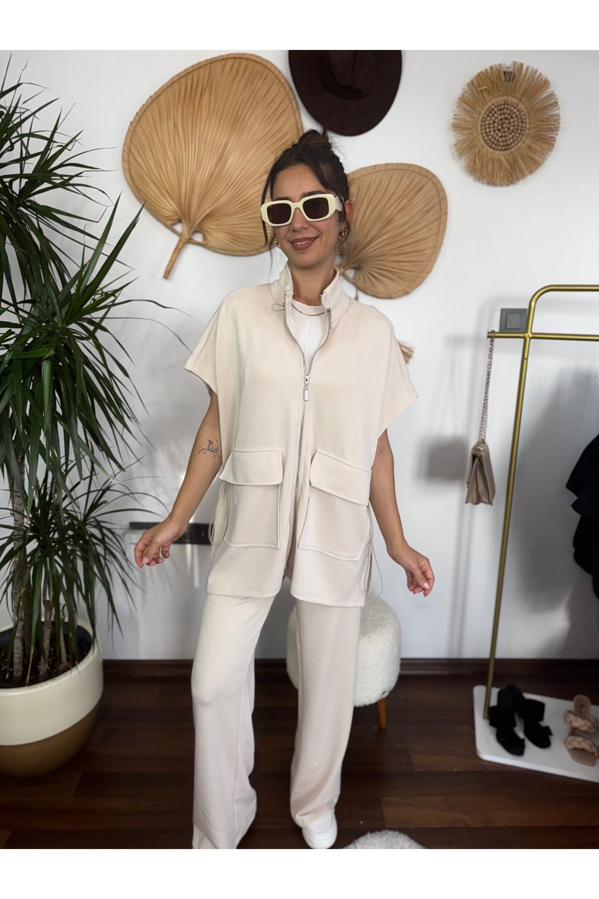 Butik Merve Sarıkaya Bej Renk %100 Modal Kumaş Yelek Pantolon Takım