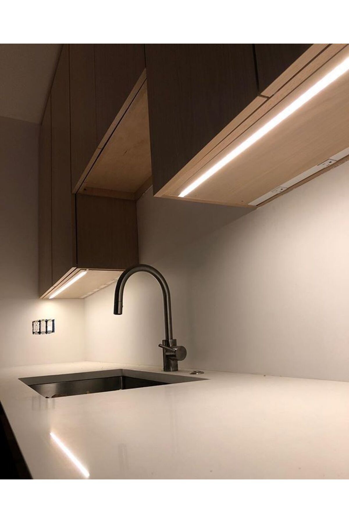 Diyez Elektronik ve Aydınlatma Sistemleri Diyez Çıt Çıt Anahtarlı Dekoratif Mutfak Tezgah Altı LED Lineer Aydınlatma - 50cm - 3000K Gün Işığı