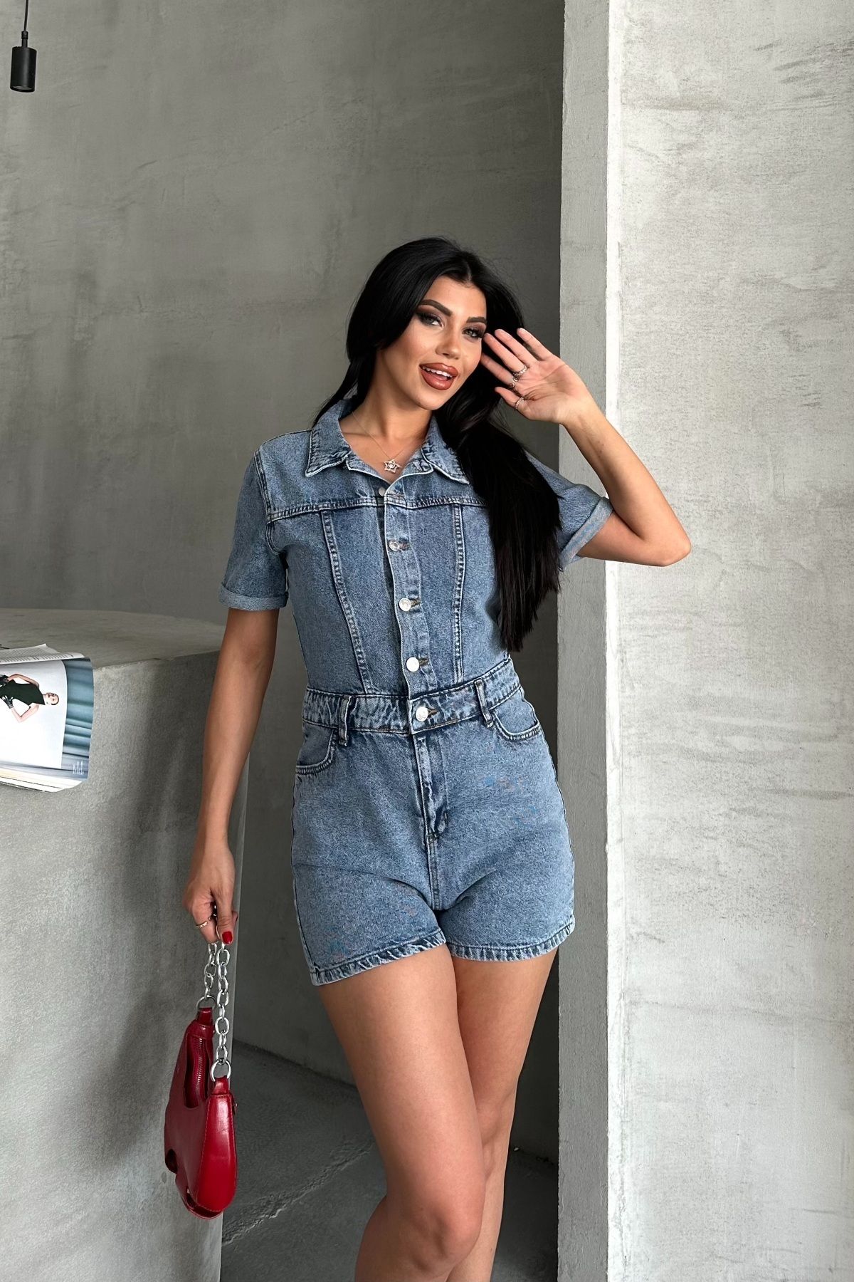 DESTEMODA Kadın Önden Düğmeli Gömlek Yaka Kısa Şort Tulum Denim Mavi 4505
