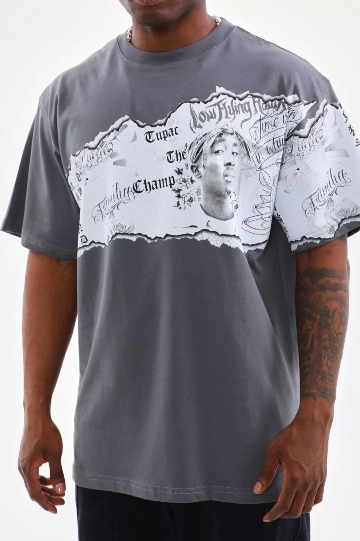 BÜŞRA TEZEL MODA Unisex Bisiklet Yaka Baskılı Oversize T-Shirt - Gri