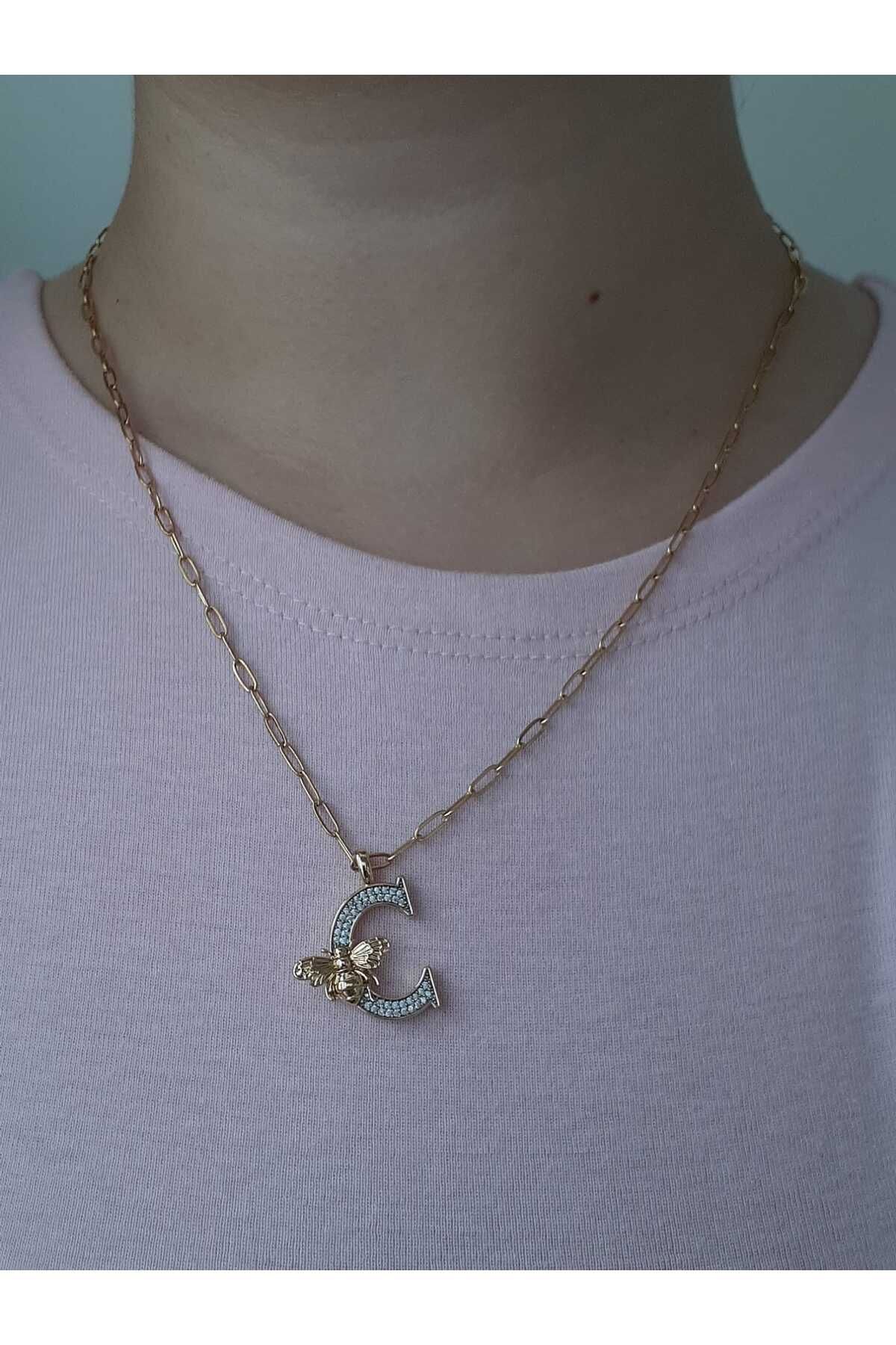 bijoux uniques C Harfli Arı Figürlü Çelik Kolye