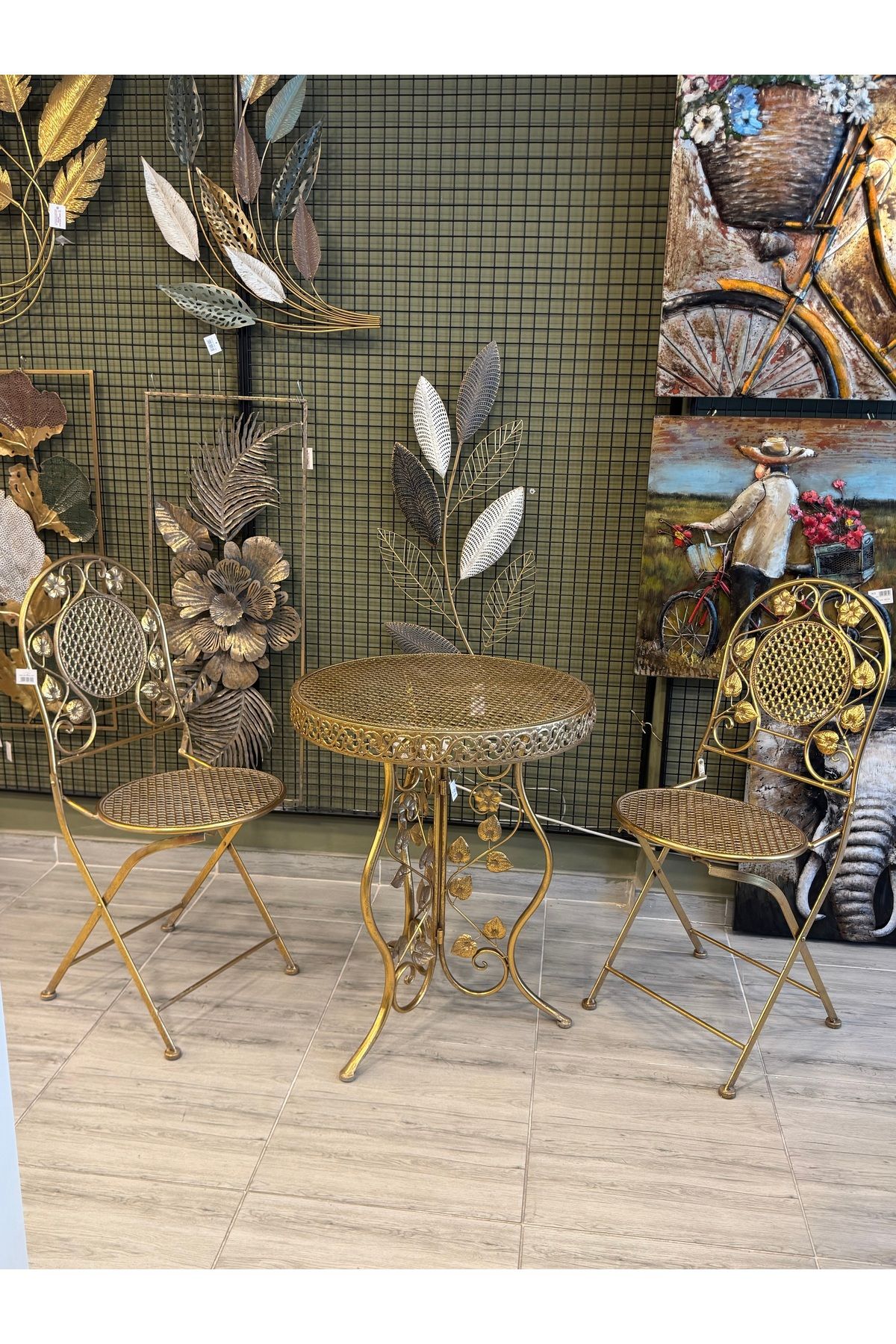 hediye ESTERHOMEDECOR Katlanabilir sandalyeli ferforje gold masa sandalye seti