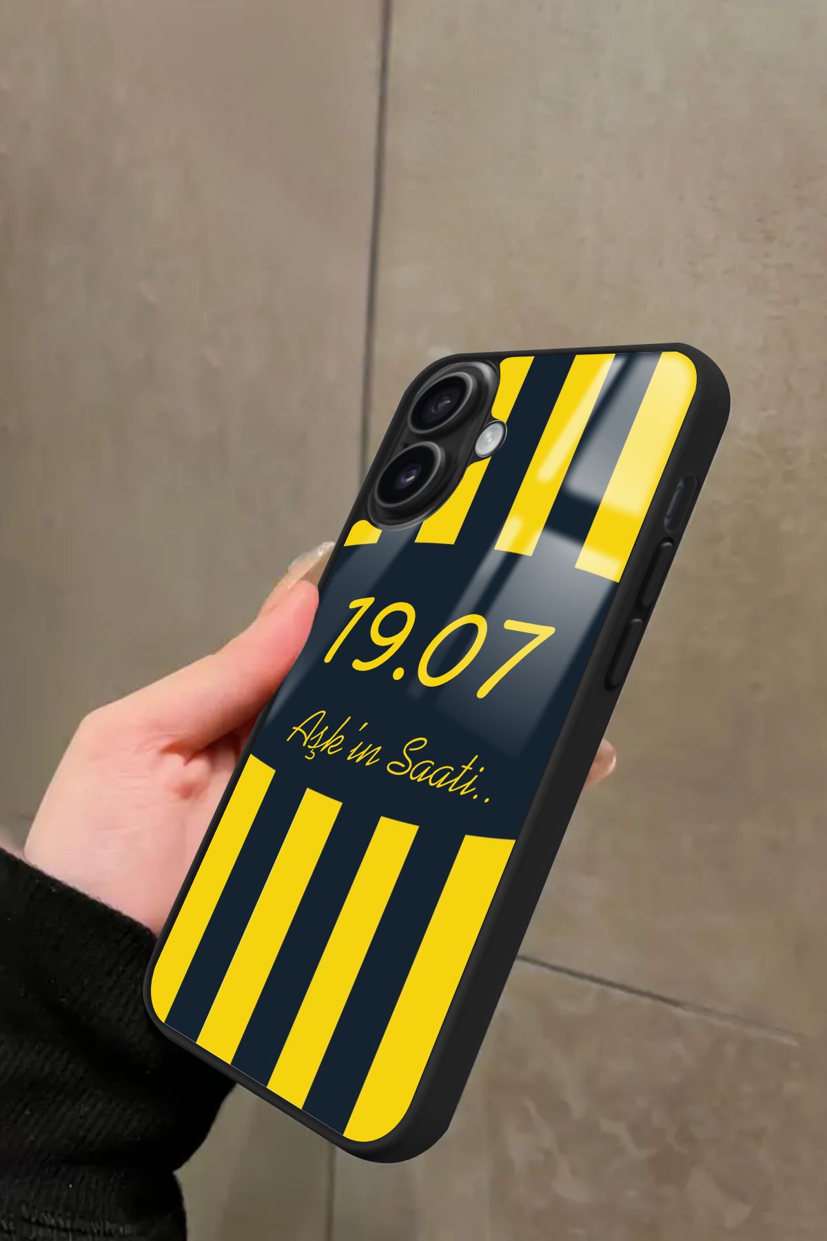 Snacase iPhone 16 Plus Uyumlu 1907 Yazılı Glossy Premium Kılıf