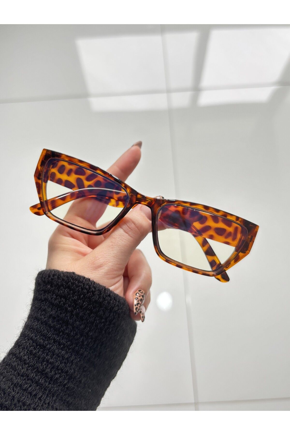 MONAL Praga Mavi Işık Filtreli Ekran Gözlüğü Cateye Unisex Optik Uyumlu Camları Değişebilir