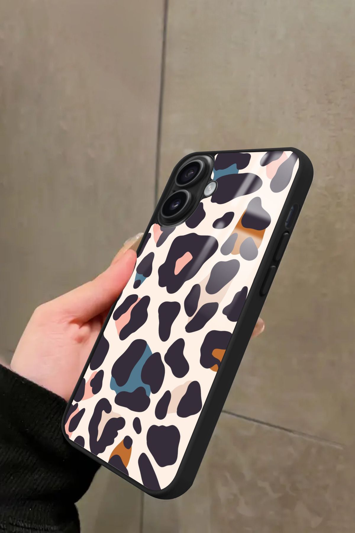 Snacase iPhone 16 Uyumlu Karışık Renkli Leopar Tasarımlı Glossy Premium Kılıf