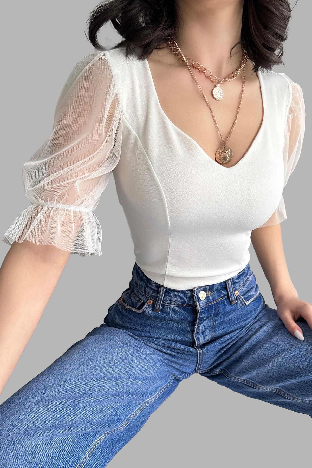 Caddebostan Moda Tül Kollu Prenses Yaka Dekolte Slim Crep Crop Kadın Beyaz Bluz