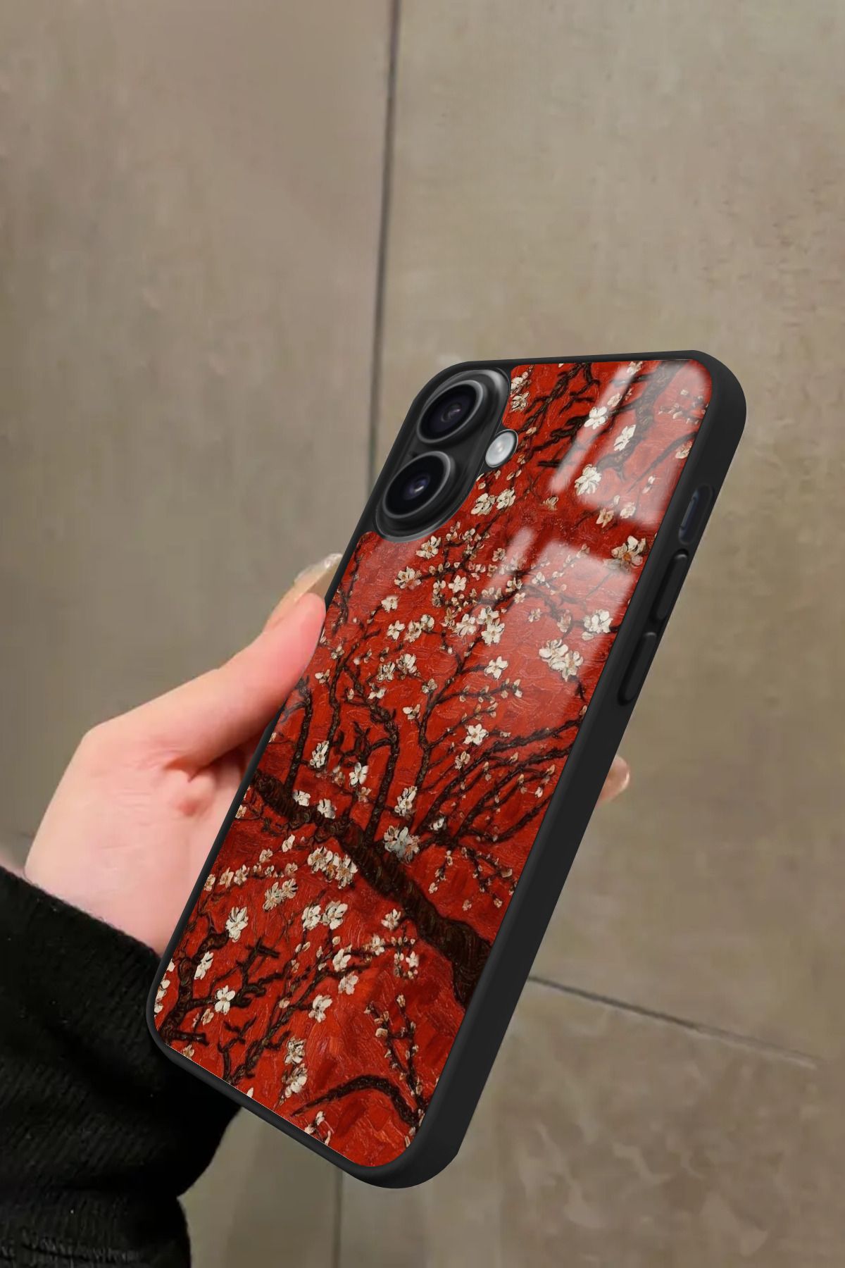 Snacase iPhone 16 Uyumlu Van Gogh Kırmızı Ağaç Tablo Tasarımlı Glossy Premium Kılıf