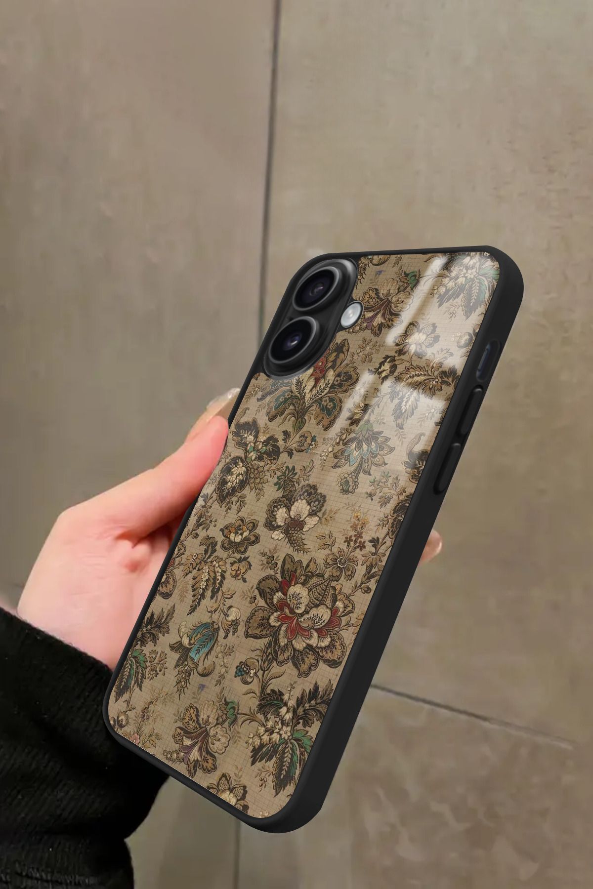 Snacase iPhone 16 Plus Uyumlu Renkli Çiçek Tasarımlı Glossy Premium Kılıf