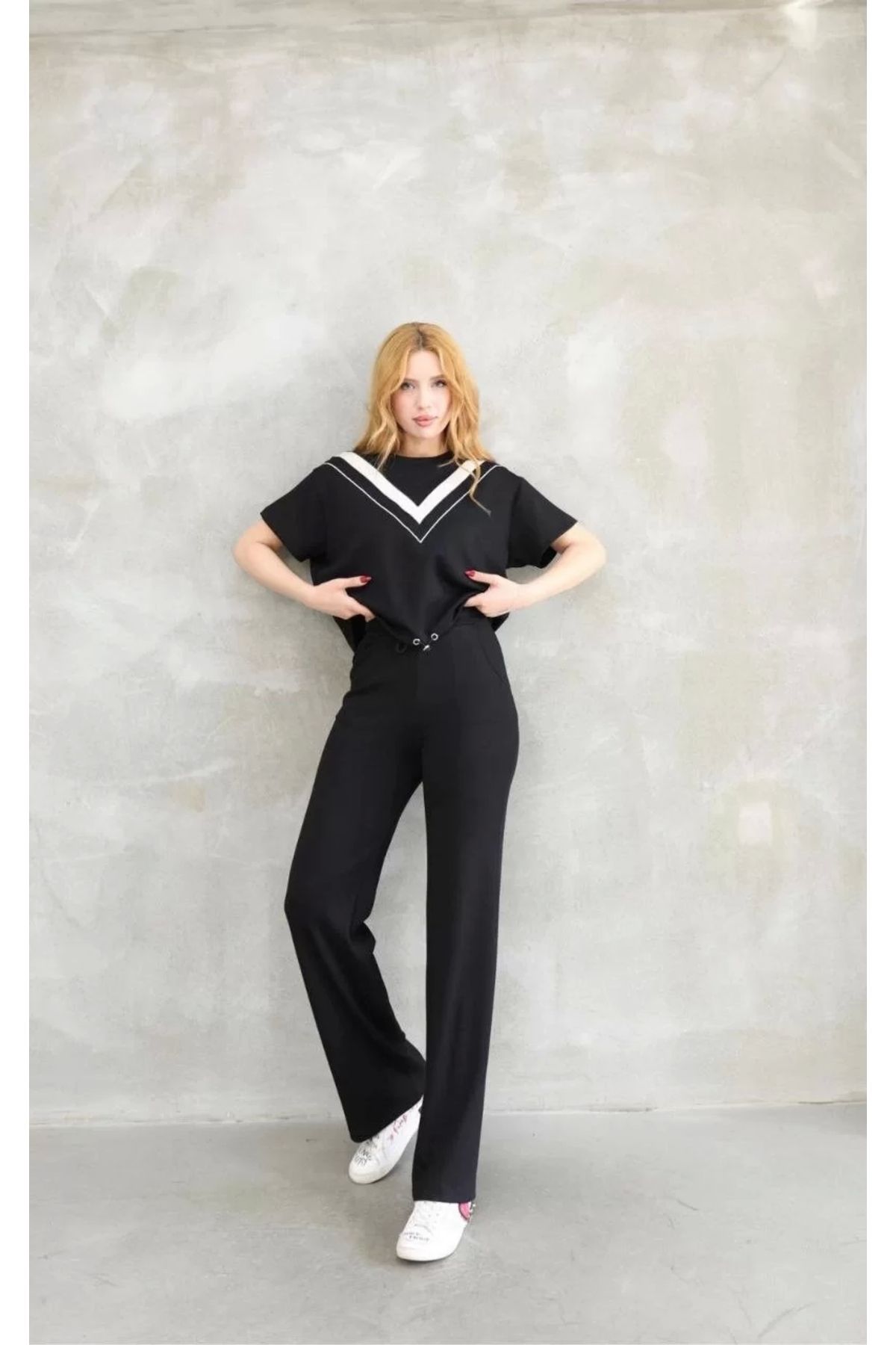 isez-Osy Modal Soft Textured Fabric Crew Neck Short Sleeve Set with Patchwork Detail - Black 2