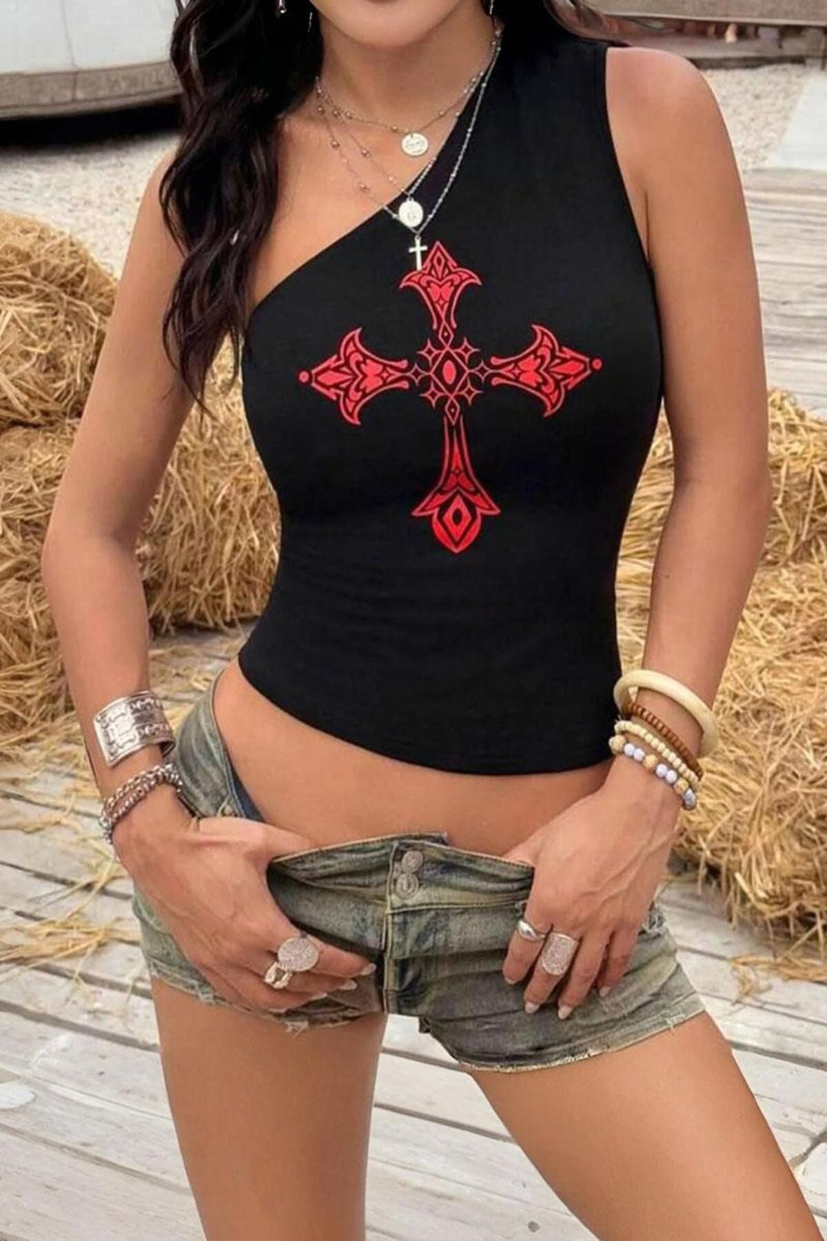 Köstebek Red Cross Omuz Dekolteli Gothic Askılı Crop Bluz