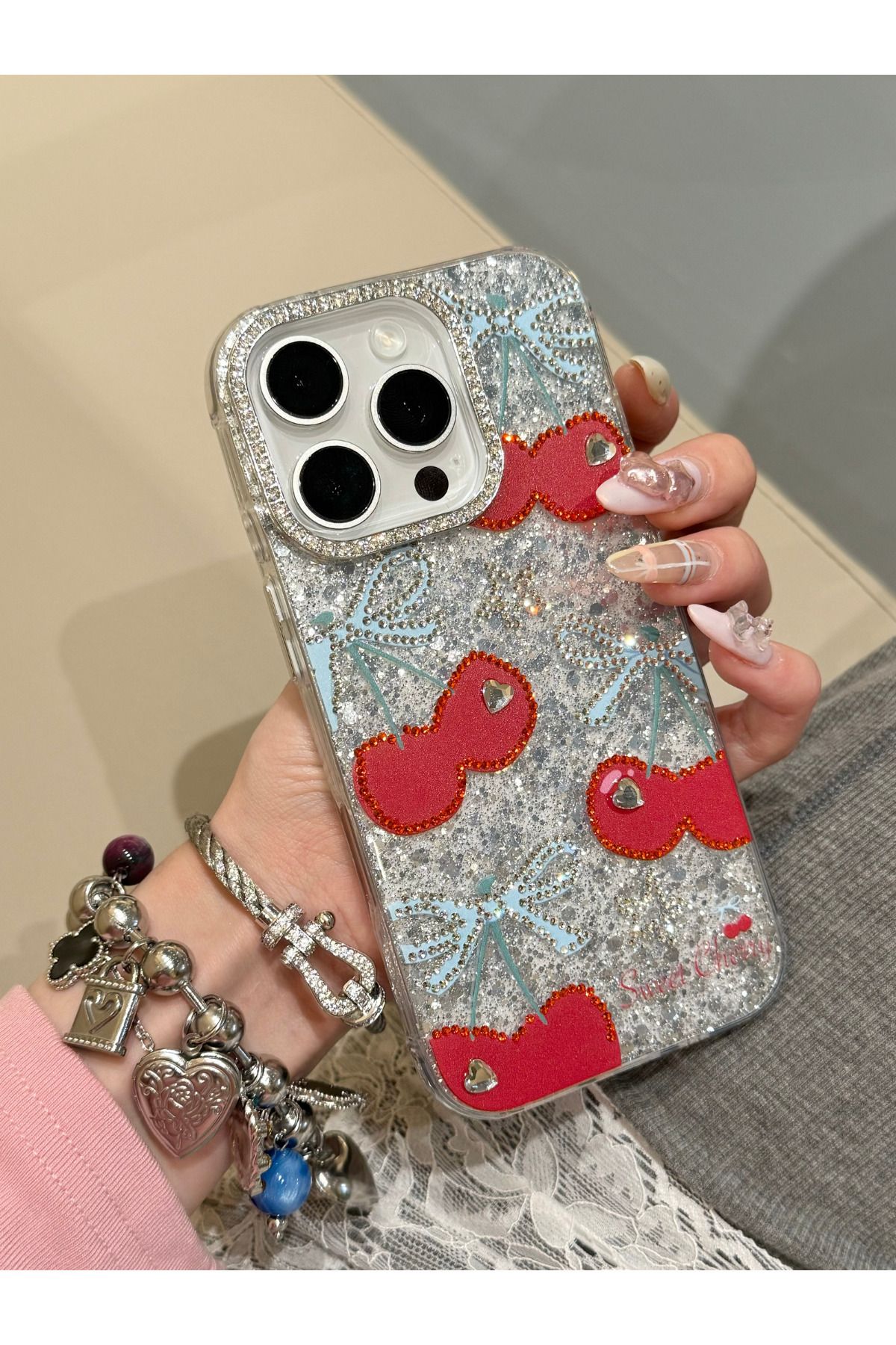 safariaksesuar Glam Cherry Iphone Kılıfı 15