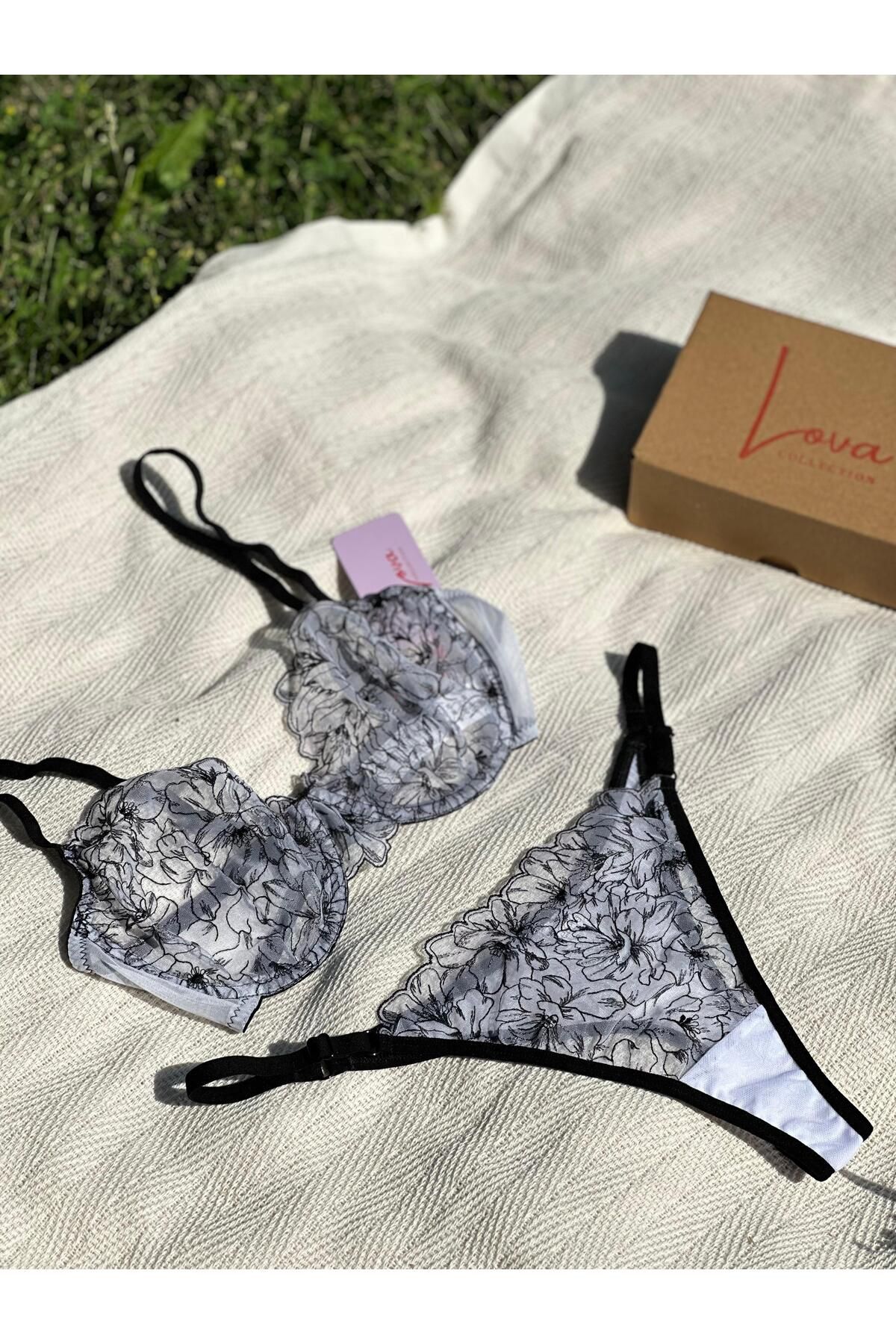 Lova Collection Lucy Çiçek Desenli Siyah Bralet Takım