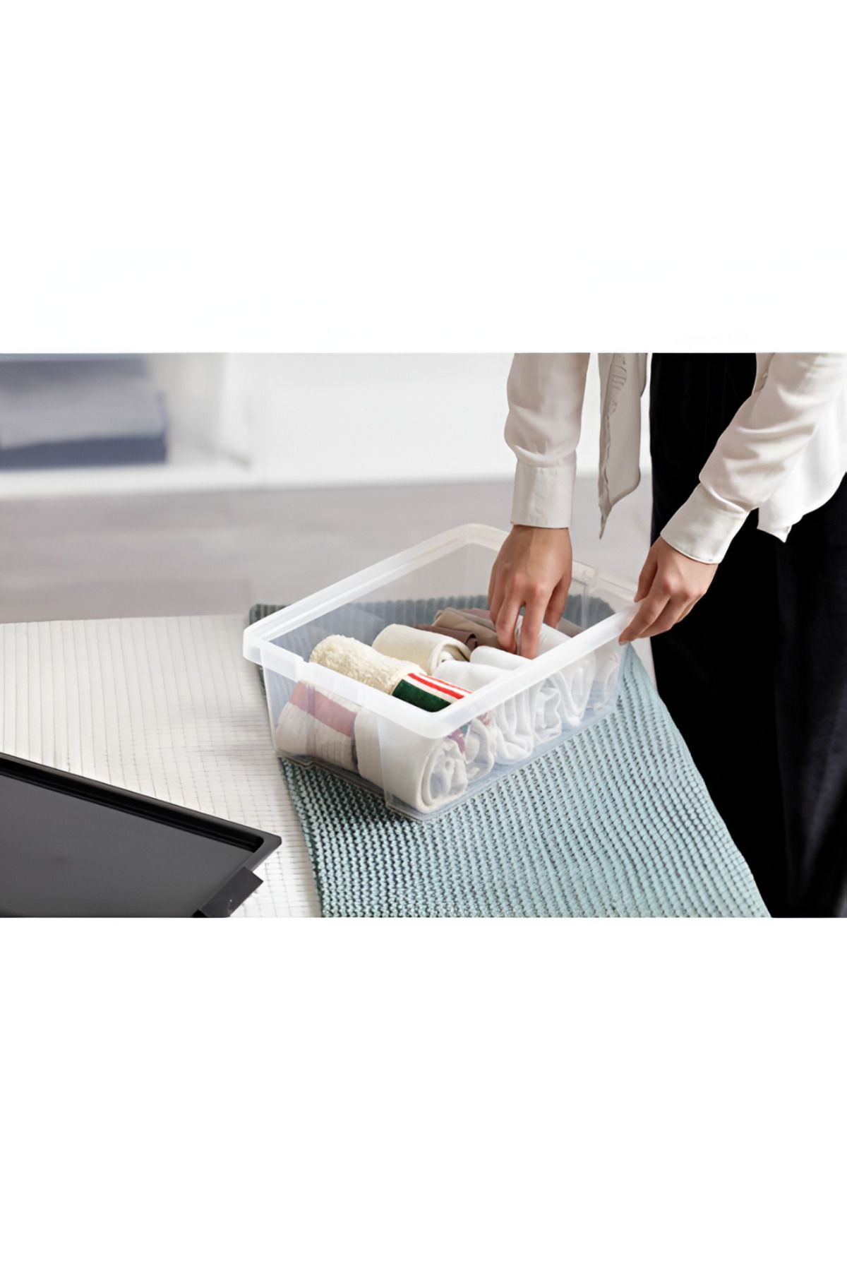 Tatay-Hinged Handle Multipurpose Stackable Storage Box with Lid Black and Clear 15 Liter 3