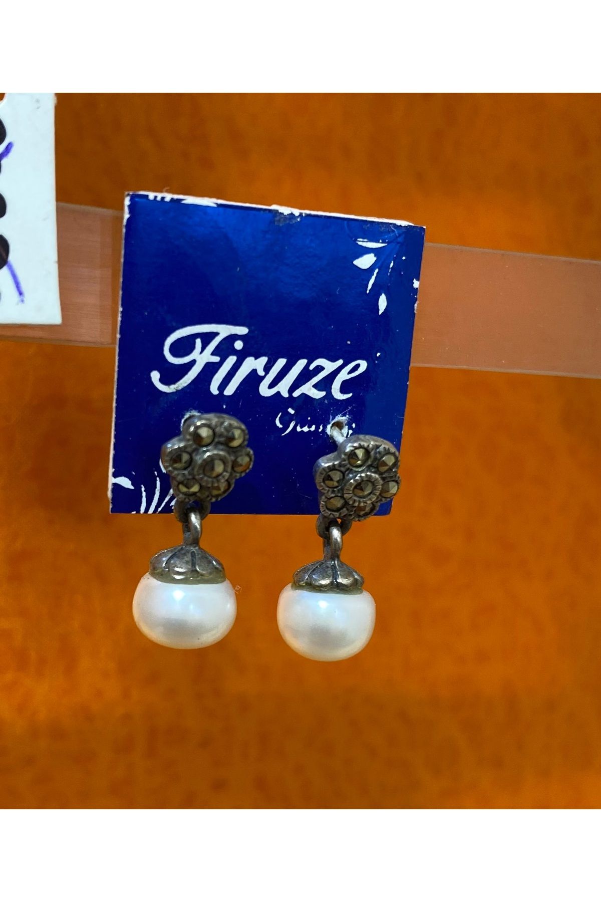 Firuze Gümüş İnci Yuvarlak Markezit Taşlı Inci Gümüş Kadın Küpesi