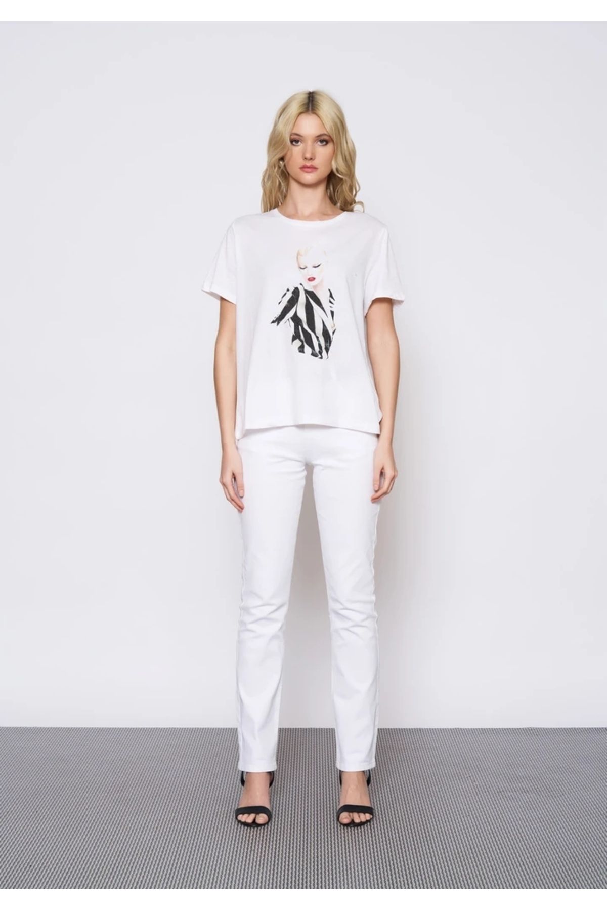 EUROFASHION Baskılı Beyaz T-Shirt