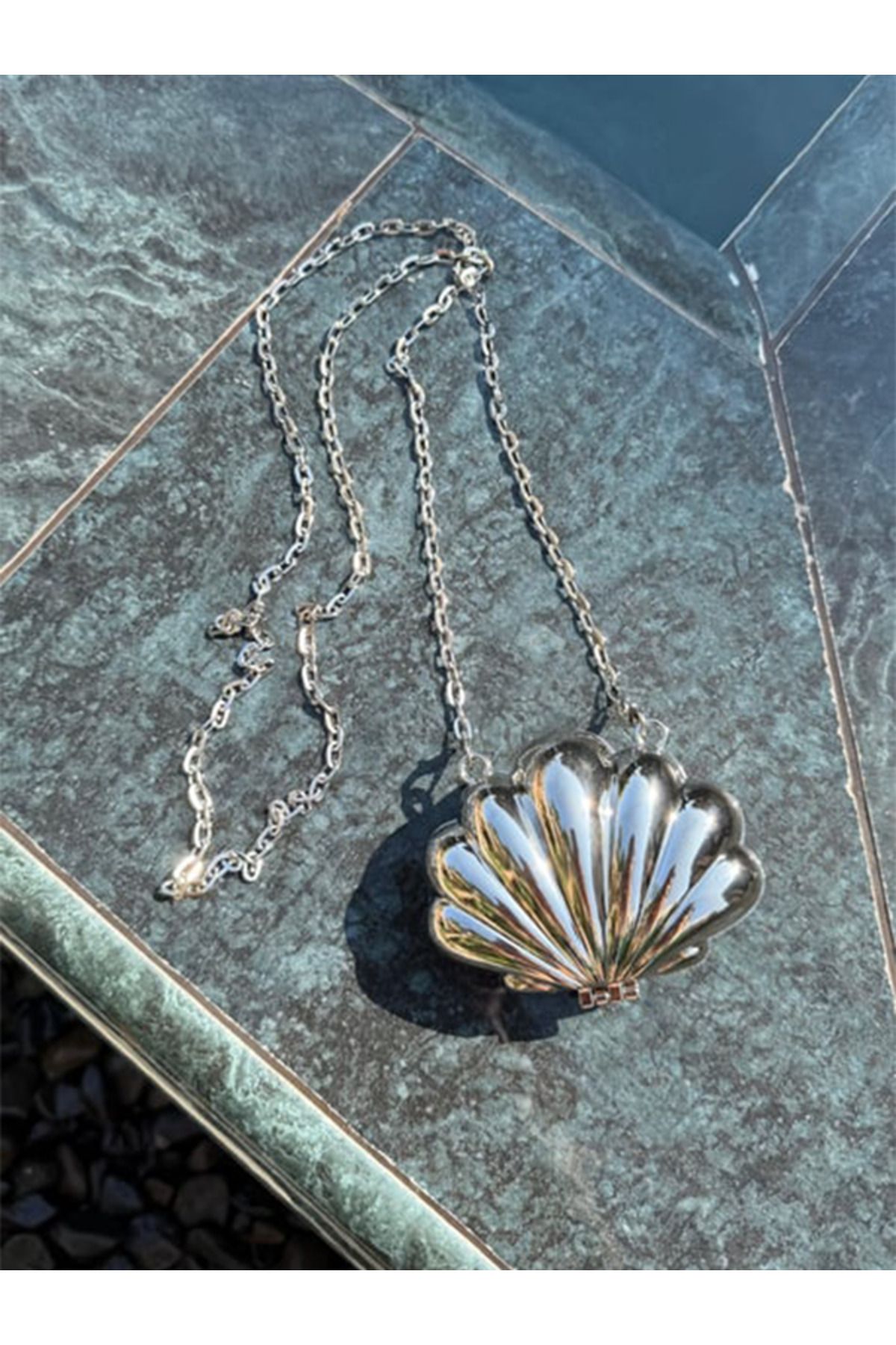 BY CANSU ACCESSORİES Luce Silver İstiridye Çanta