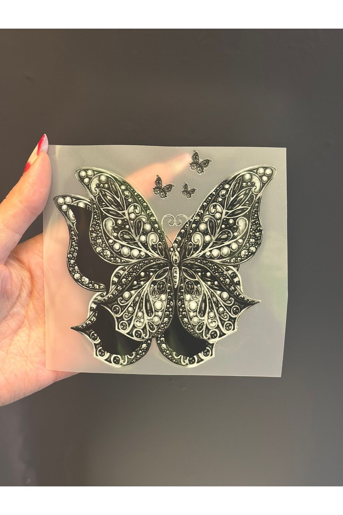 Gönülden Tasarım 11X11 CM ÜTÜ İLE YAPIŞAN SİYAH KELEBEK TRANSFER BASKI ARMA
