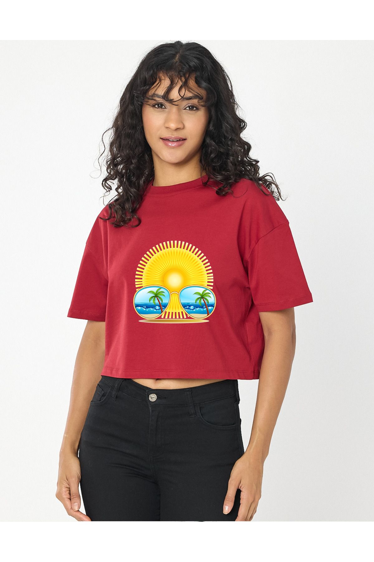 Windy Island Kadın Bisiklet Yaka Güneş Baskılı Crop T-shirt