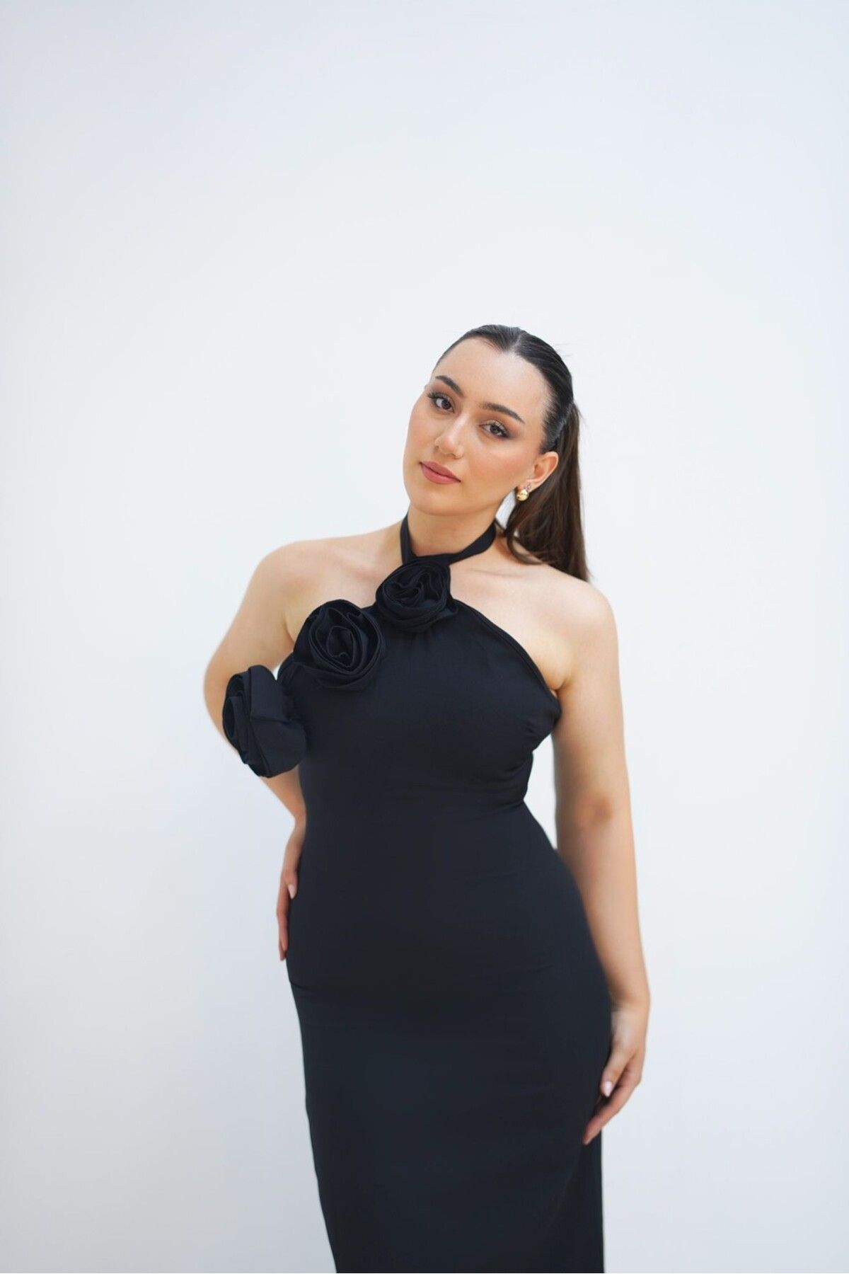 MODA Siyah Gül Detay Bağlamalı Elbise