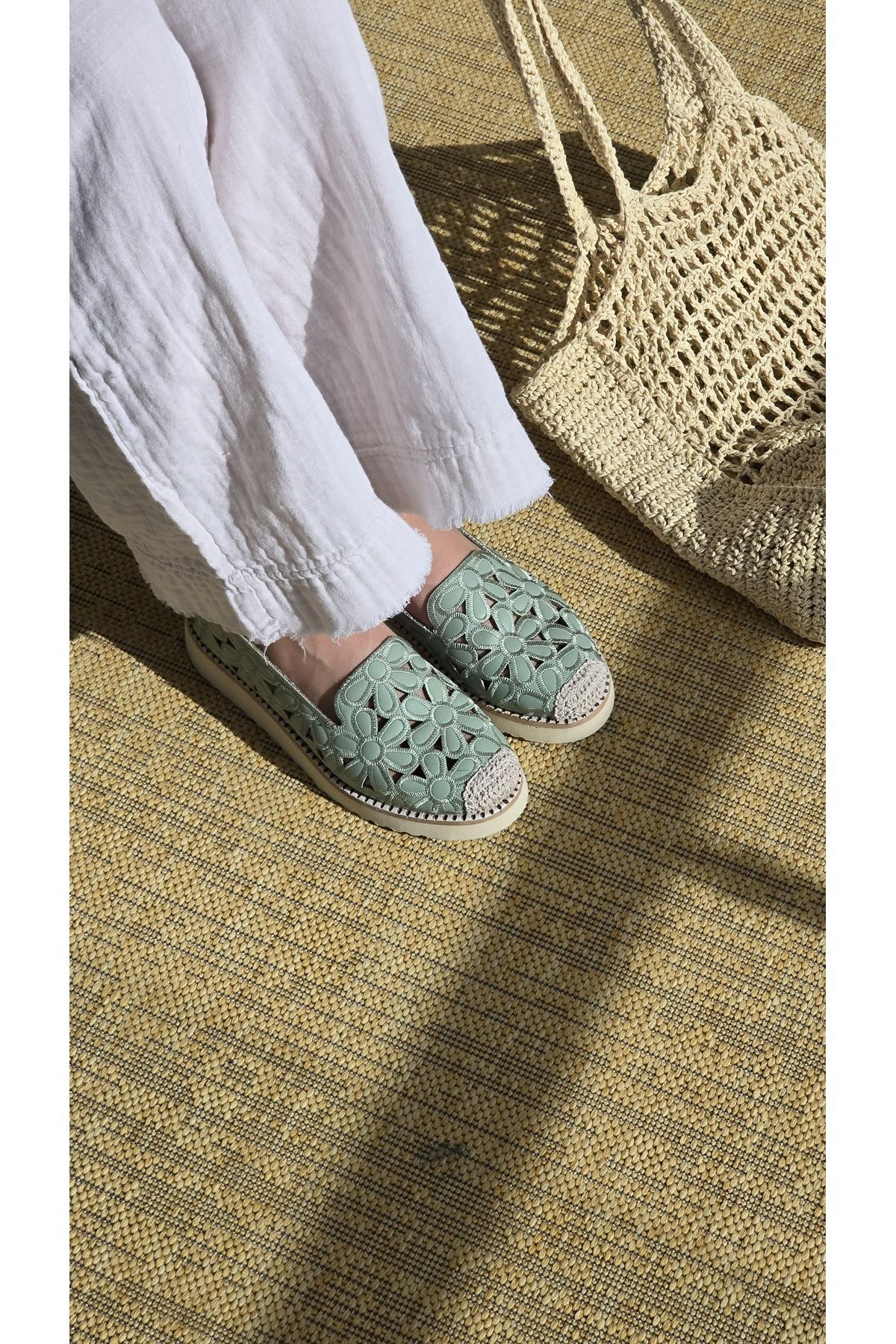 Melinta Shoes Melinta Kadın Rahat Taban Çiçek Desenli Günlük Babet Ayakkabı