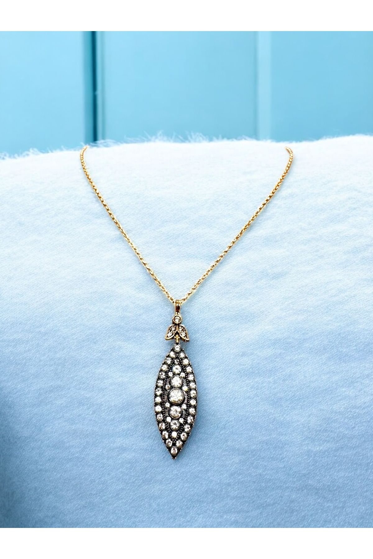 FUYA JEWELLERY Elmas Montür Mekik Kolye